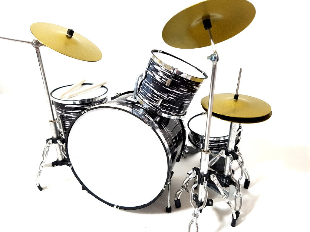 Mini-drumstel in zwart-wit MDR-0015 1:5 met mogelijkheid tot personalisatie met gravure - uitstekend cadeau voor muziekliefhebbers, gemaakt van metaal en kunststof, hoogte 15 cm, breedte 20 cm, diepte 20 cm, zelf te arrangeren