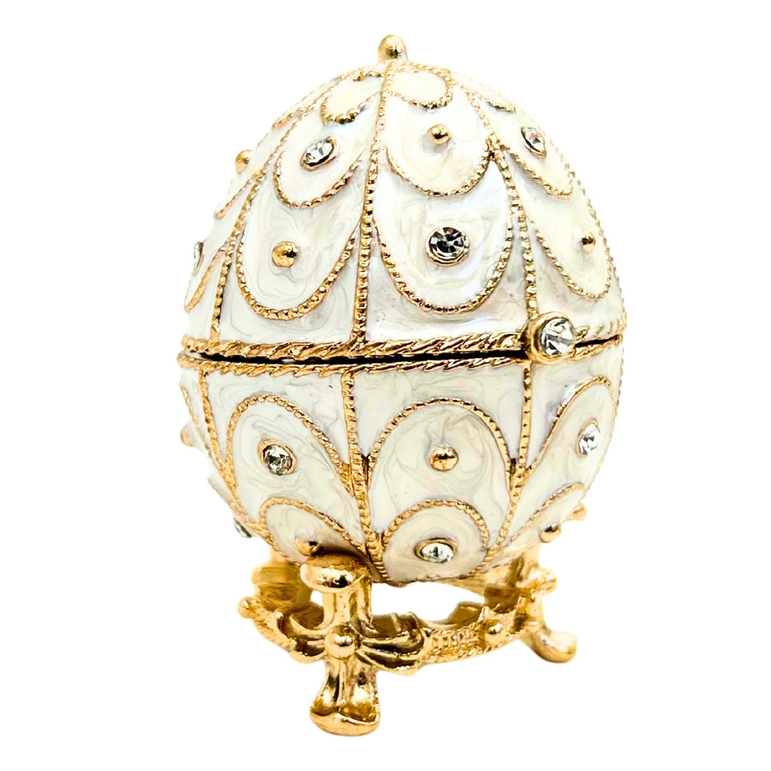 Exclusief metalen Fabergé-ei-sieradendoosje met kristalletjes in wit-goud met mogelijkheid tot personalisatie met gravure