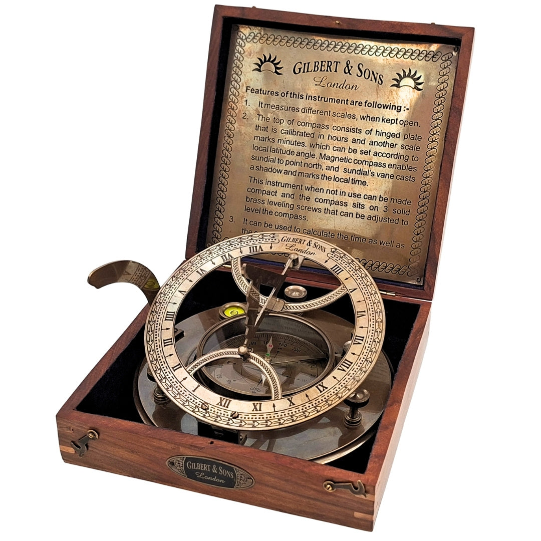 Groot messing kompas XXL met zonnewijzer in elegante houten doos