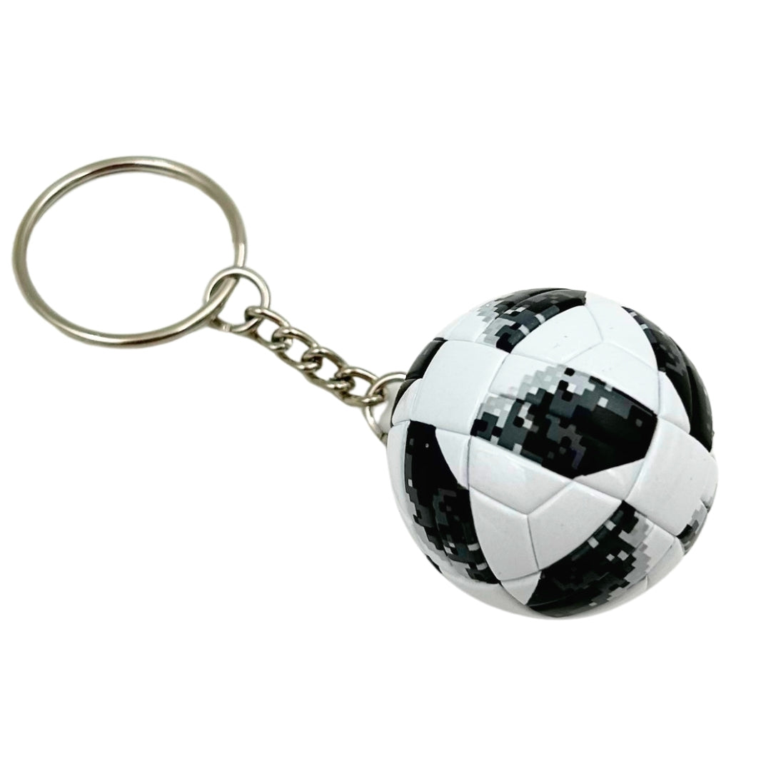 Sportieve sleutelhanger voetbal met gepersonaliseerde gravure