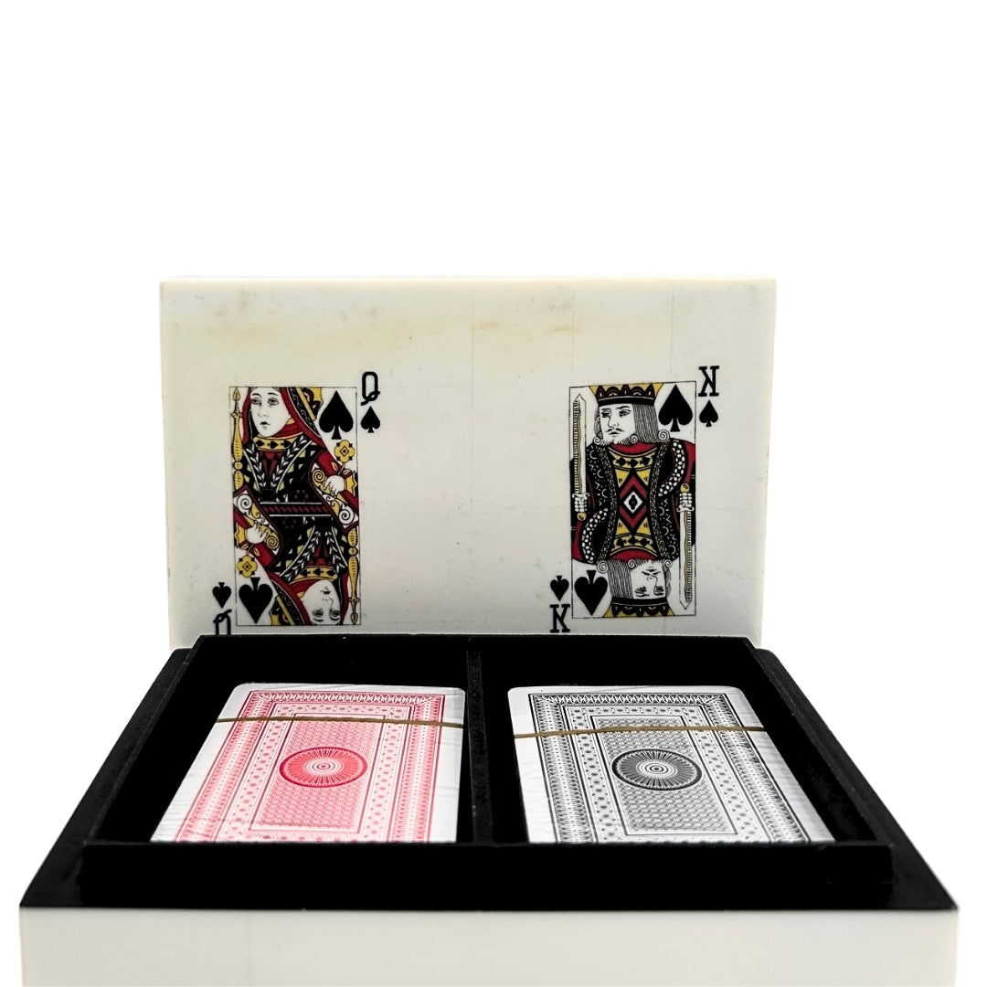 Elegante set van twee kaartspellen in een doos van hars met mogelijkheid tot personalisatie door gravure