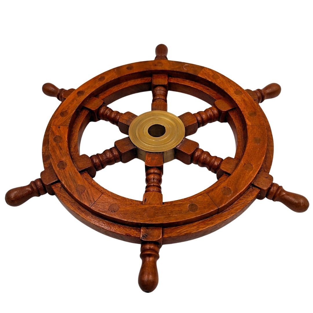 Houten stuurwiel met messing inzetstuk en ruimte voor een wig - diameter 30 cm - ideaal cadeau met mogelijkheid tot personalisatie met gravure - maritieme en retrostijl
