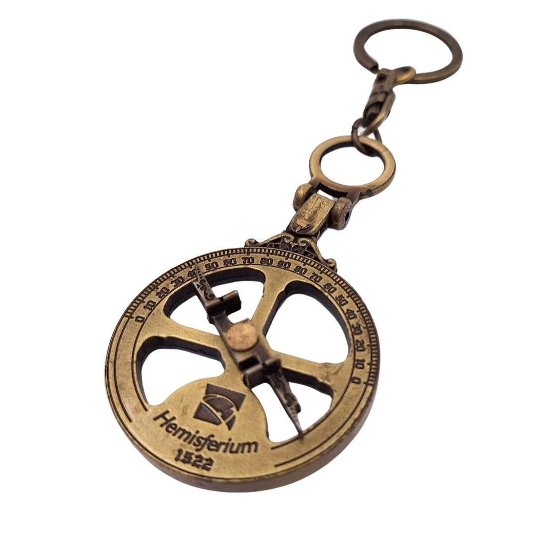 Maritieme sleutelhanger astrolabium H82 met gepersonaliseerde gravure - ideaal cadeau voor liefhebbers van astronomie, diameter 45 mm, gemaakt van zamak - stijlvol accessoire voor sleutels