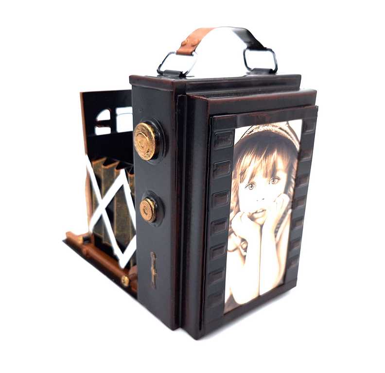 Retro fotocamera A144 met mogelijkheid tot personalisatie door gravure