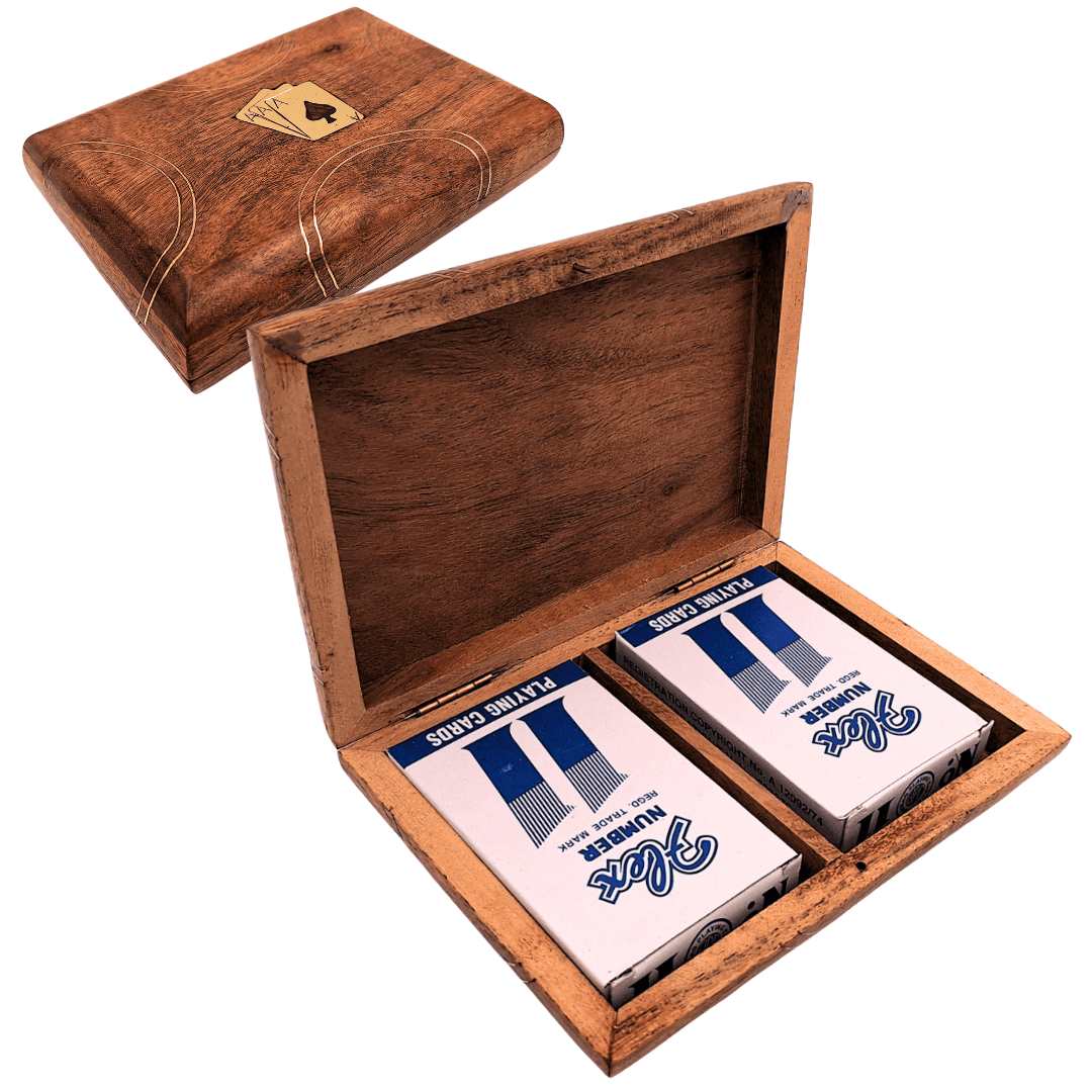 Elegante set van 2 kaartspellen in houten doos met mogelijkheid tot personalisatie met gravure