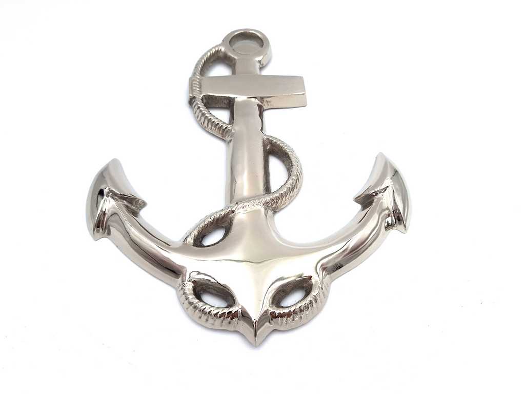 Wandanker 34 cm met mogelijkheid tot personalisatie door gravure, zilveren metalen decoratie in maritieme stijl