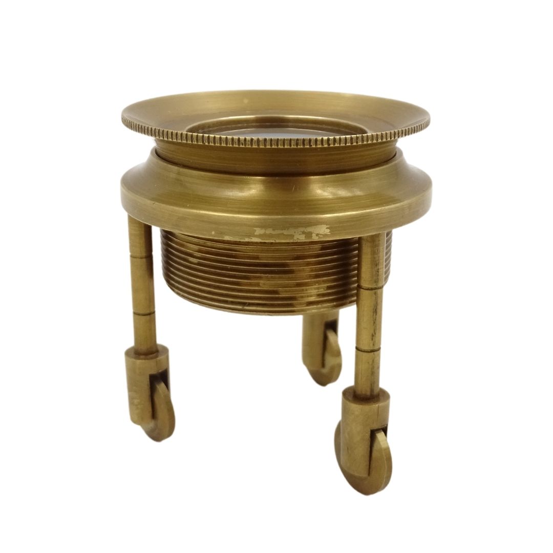 Vergrootglas op driepoot MAG-0015 met messing behuizing, goudkleur, mogelijkheid tot personalisatie met gravure, ideaal als cadeau voor juweliers en filatelisten, hoogte 7 cm, vergroting x3