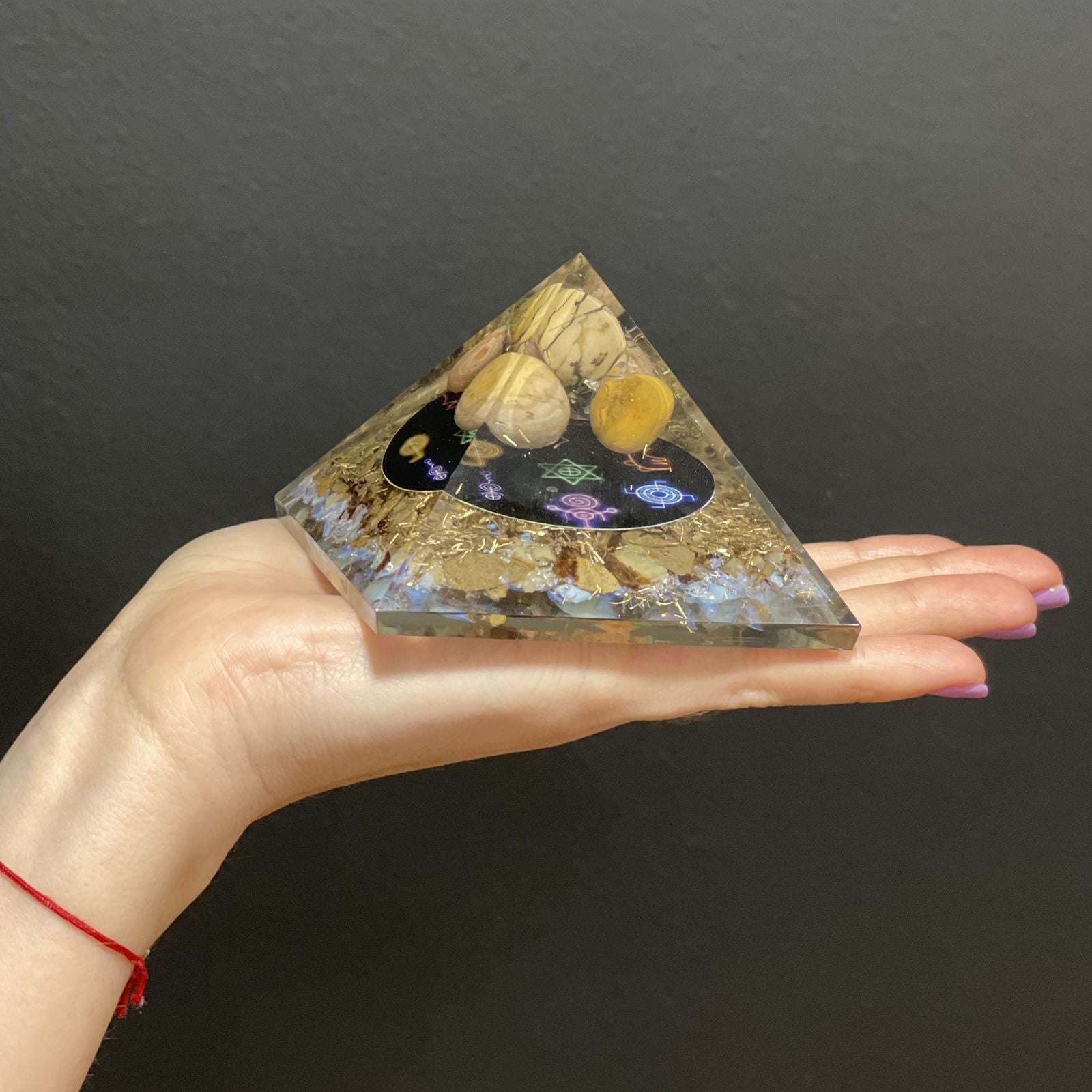 Orgonietpiramide Midnight Reiki