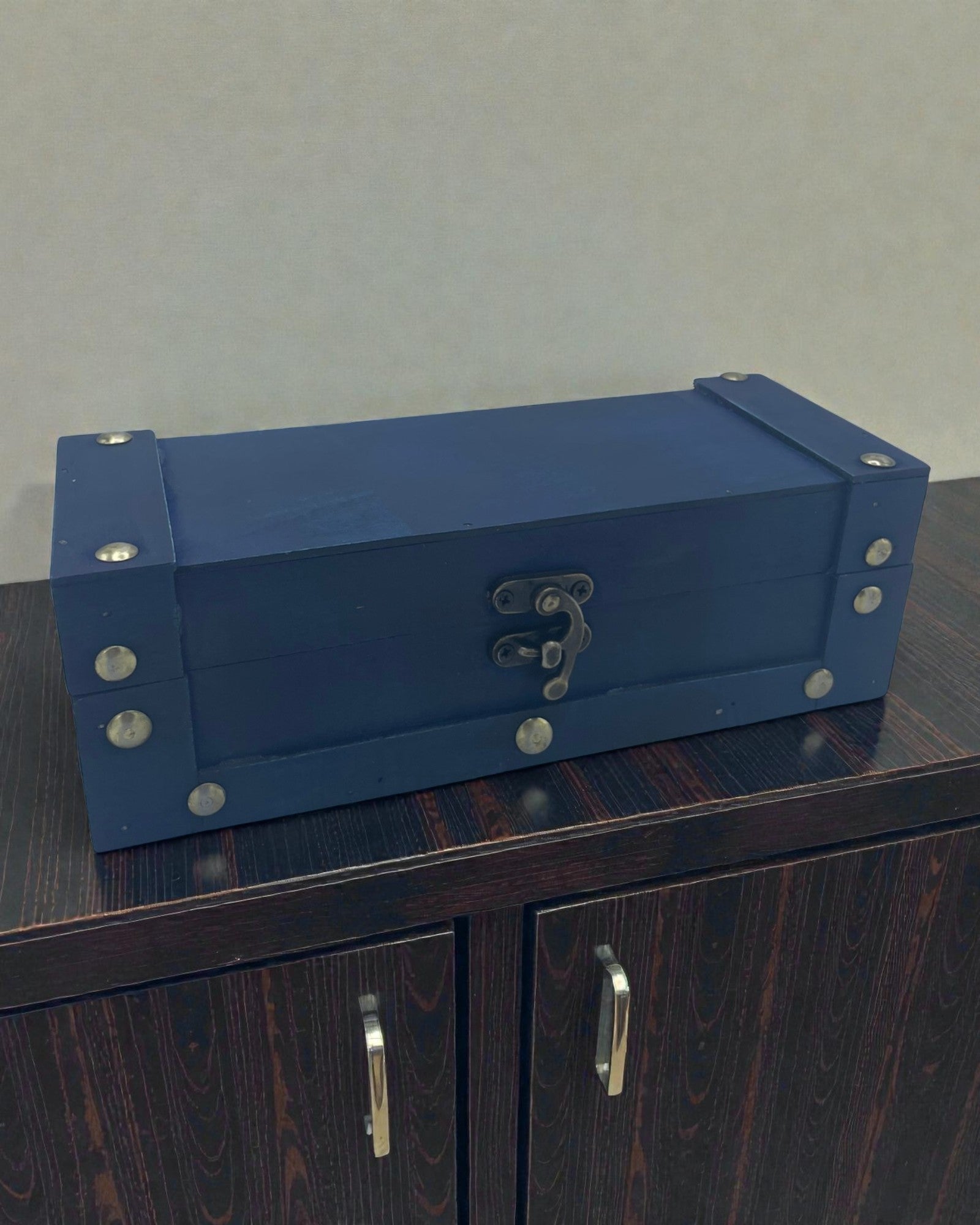 Slanke Oceaanark – Lange Blauwe Kist