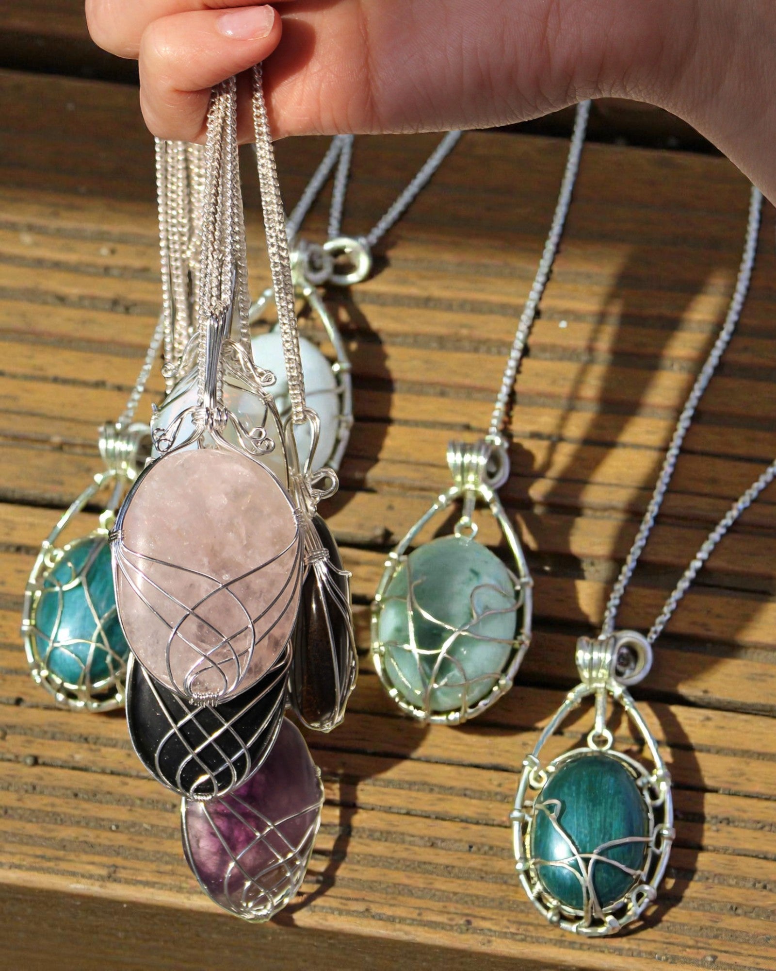 Spiraalvormige Tederheid – Ketting met Rozenkwarts