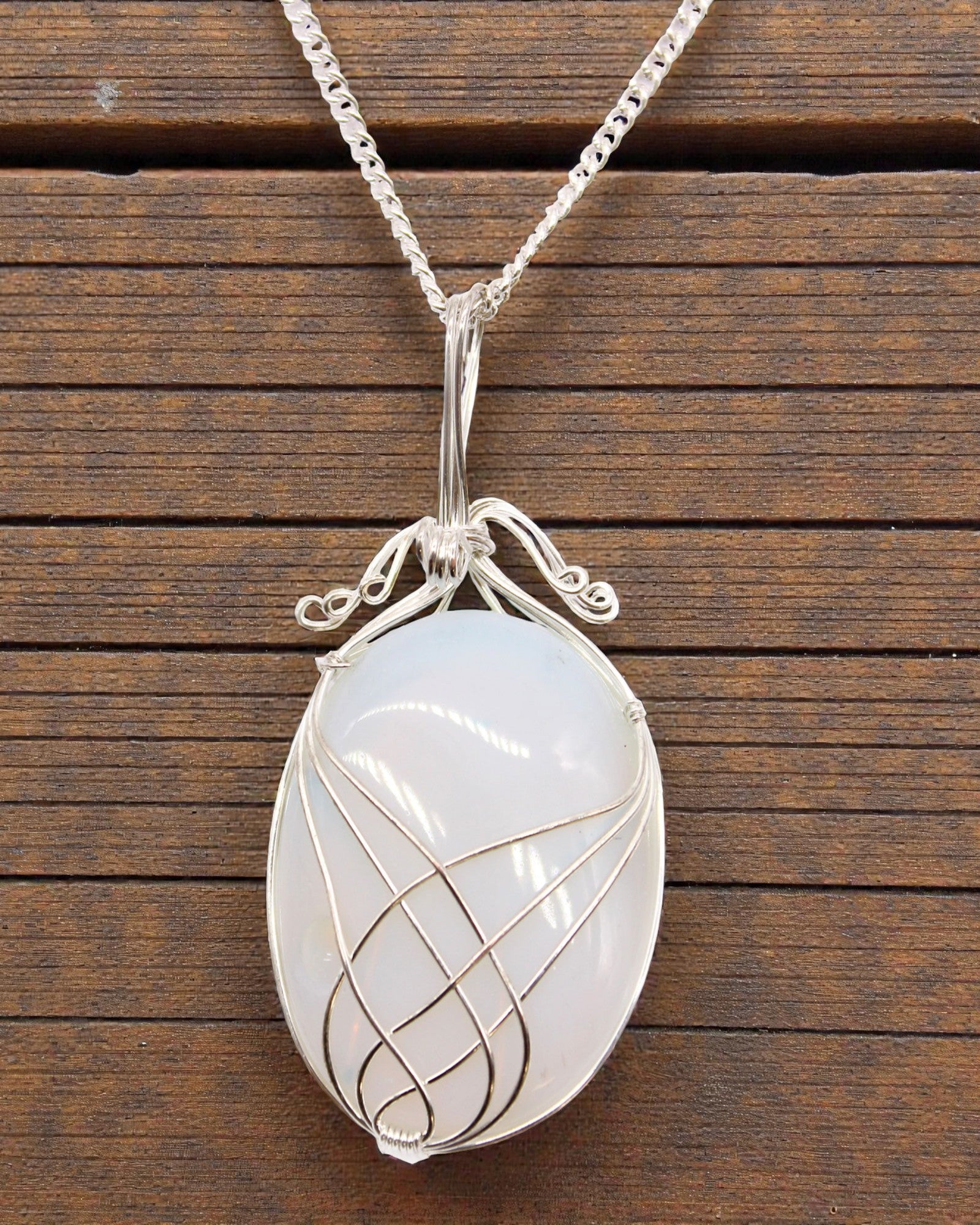 Spiraal van Licht – Ketting met Opaliet