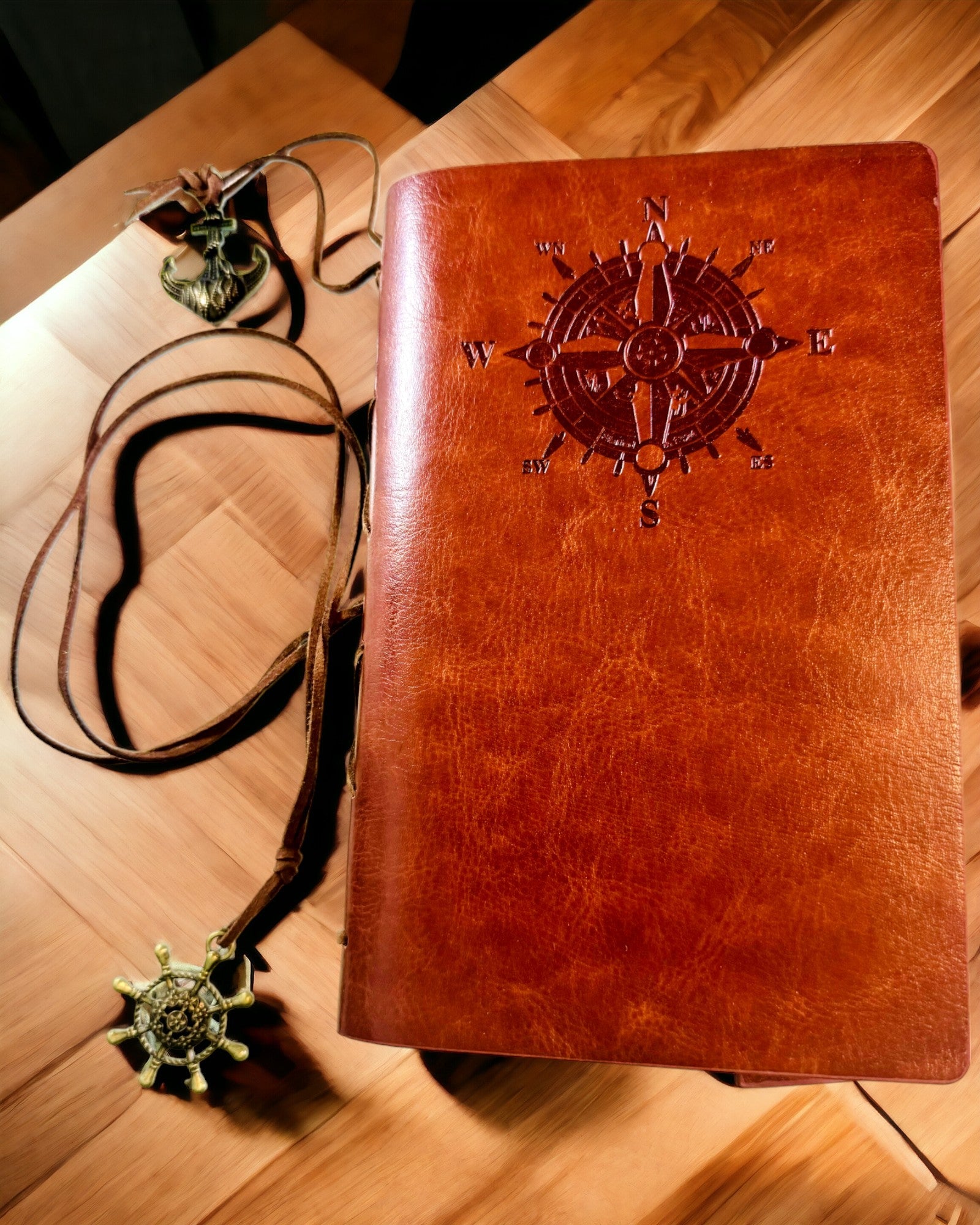 Vintage Zeilnotitieboek A6 of A7 formaat - met Kompasmotief en Gelagerde Bladen - Verkrijgbaar in verschillende Kleuropties, mogelijkheid tot graveren