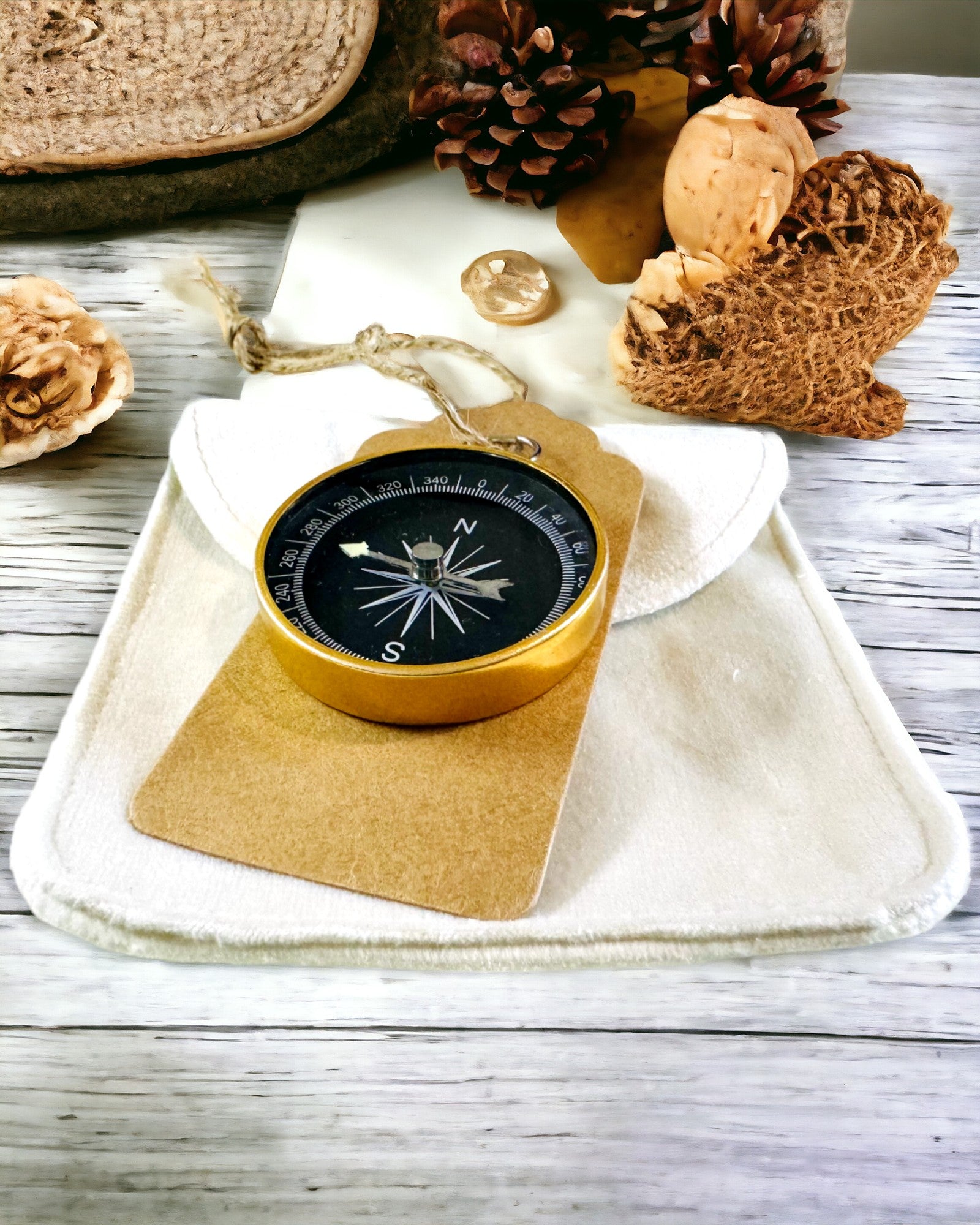Compact Navigatiekompas met Metalen Afwerking – Onmisbaar voor Elke Reiziger, met Gravure