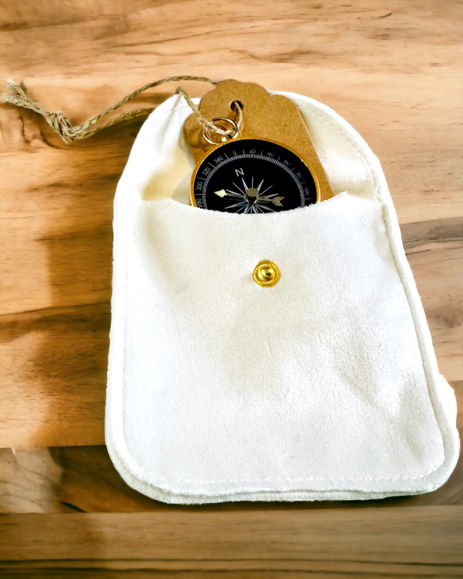 Compact Navigatiekompas met Metalen Afwerking – Onmisbaar voor Elke Reiziger, met Gravure