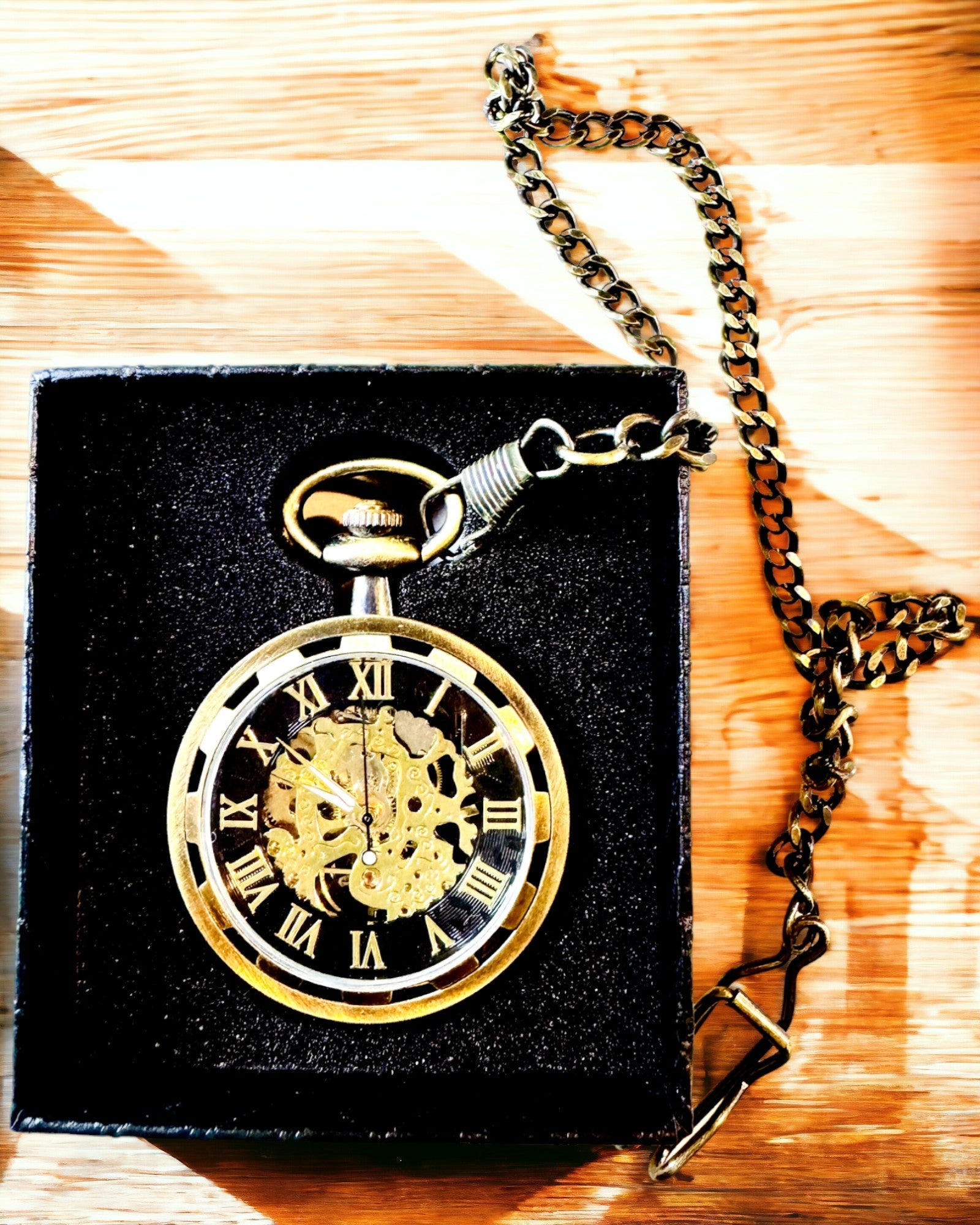 Retro zakhorloge – mechanisch, kleur gesatineerd goud, waterdicht, personalisatie met gravure