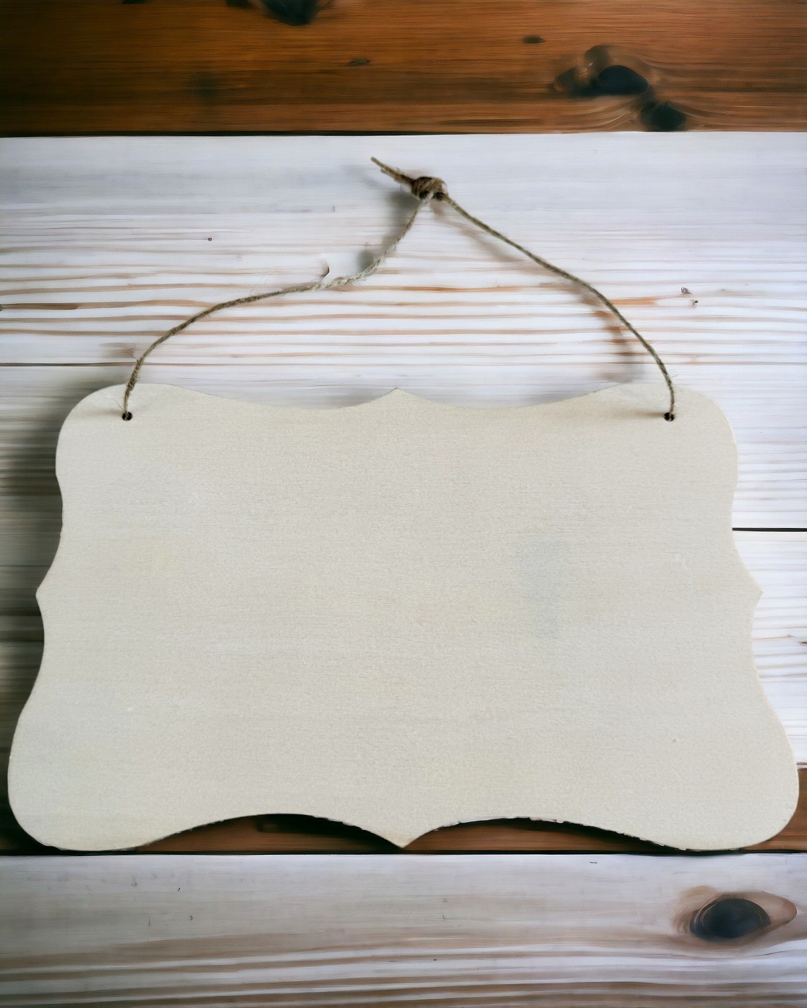 Houten Decoratieve Hanger met Personaliseringsmogelijkheid – Verschillende Vormen