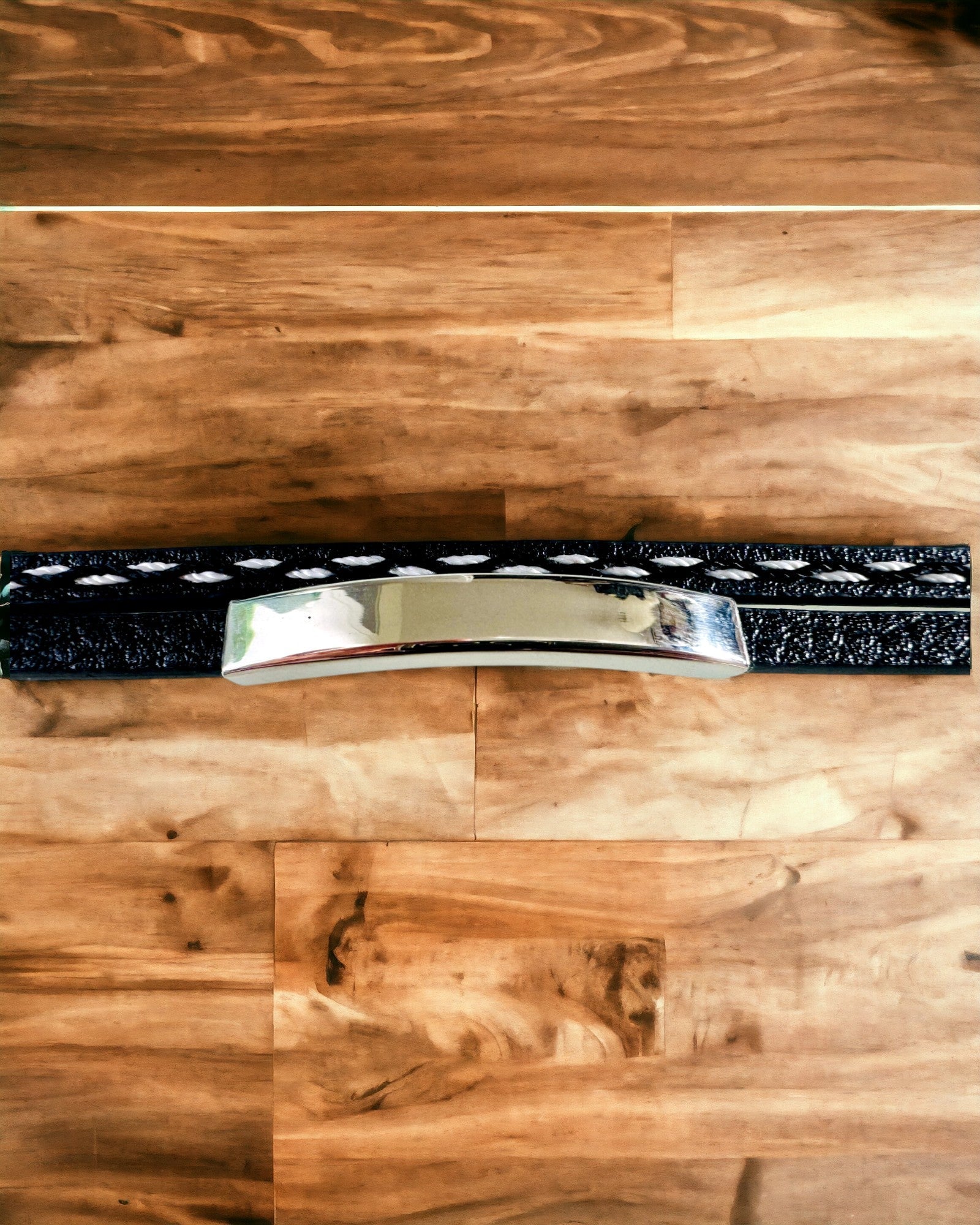 Sportarmband van PU-leer en roestvrij staal met graveermogelijkheid – 3 kleuren