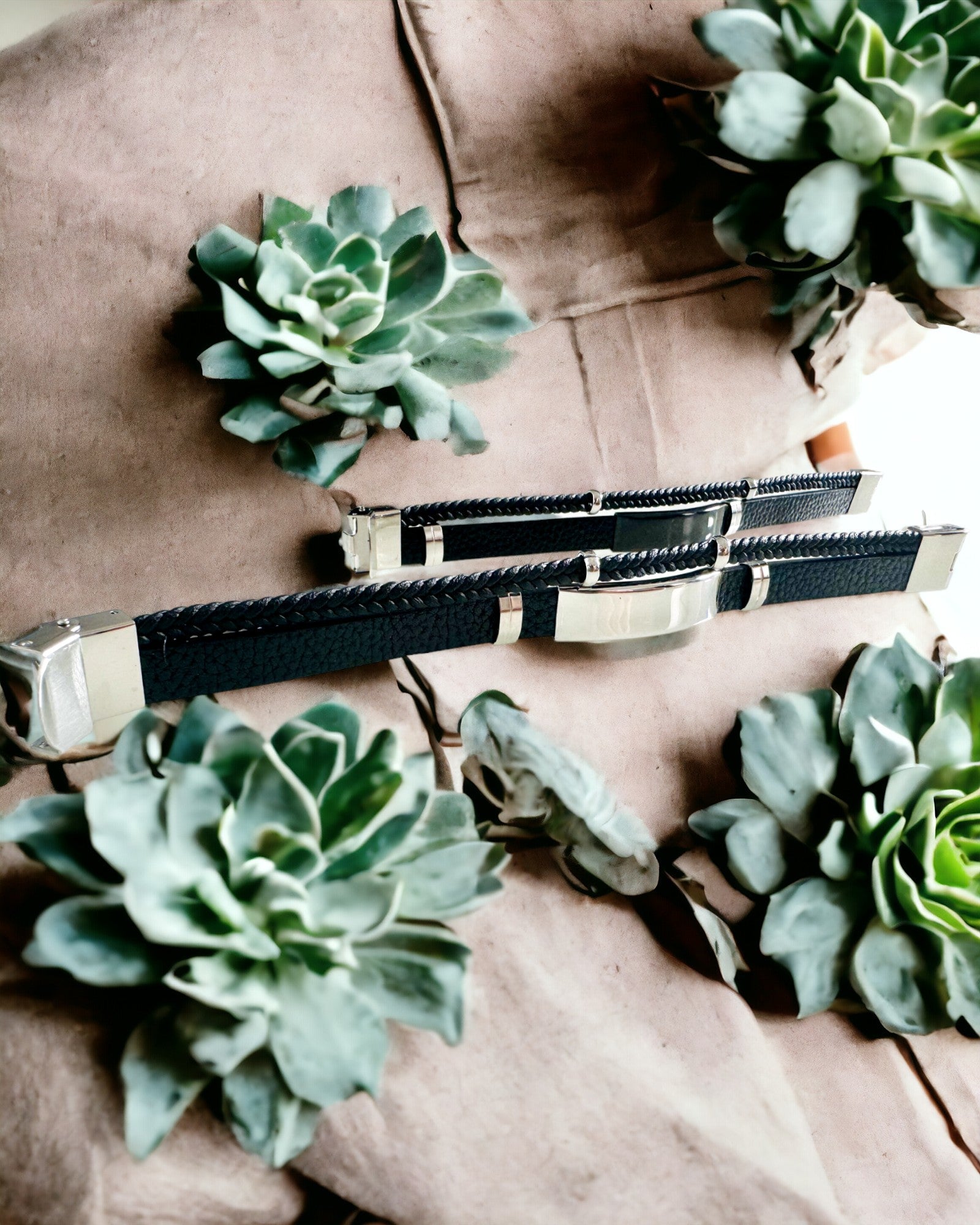 Herenarmband van PU-leer en roestvrij staal met graveermogelijkheid – Verkrijgbaar in twee kleuropties