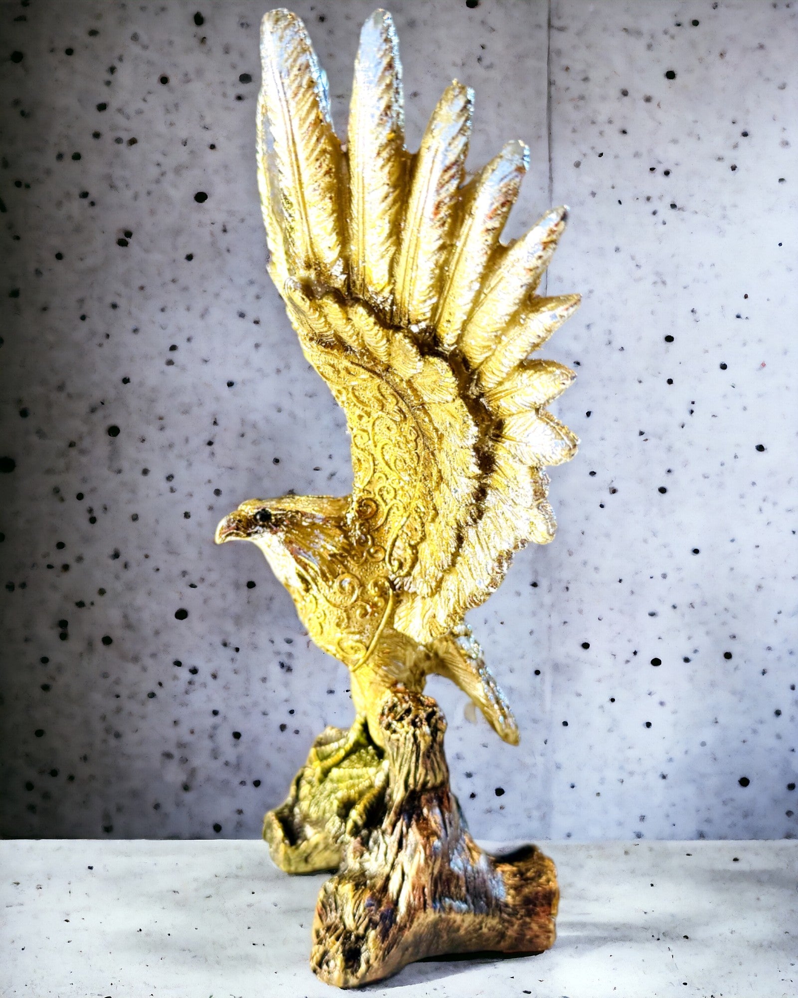Statuet "Gouden Adelaar" met Personaliseringsoptie - Decoratie van Hars