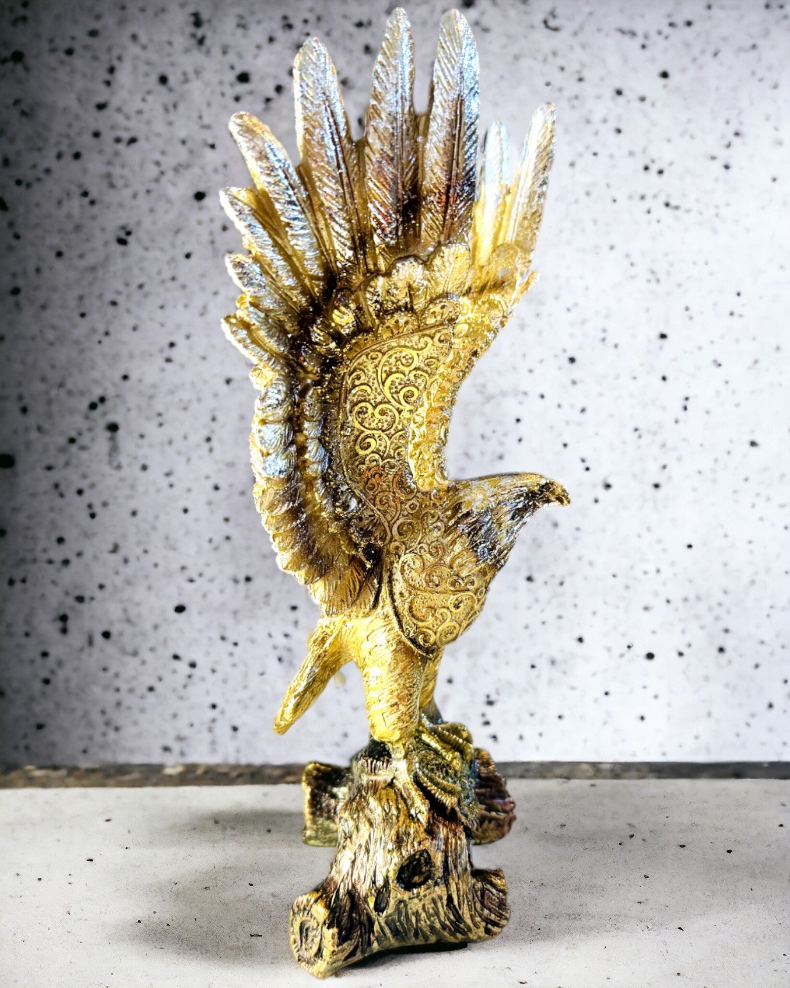Statuet "Gouden Adelaar" met Personaliseringsoptie - Decoratie van Hars