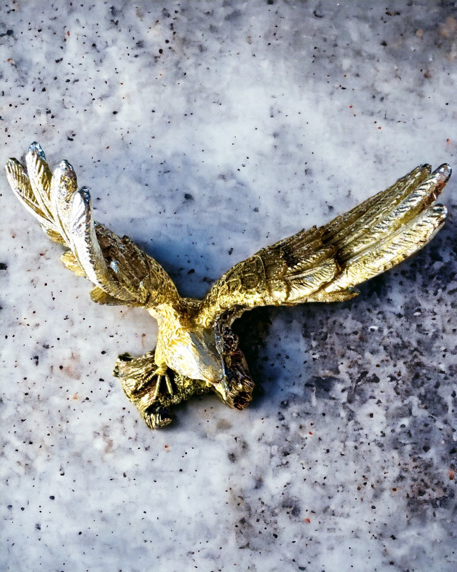 Statuet "Gouden Adelaar" met Personaliseringsoptie - Decoratie van Hars