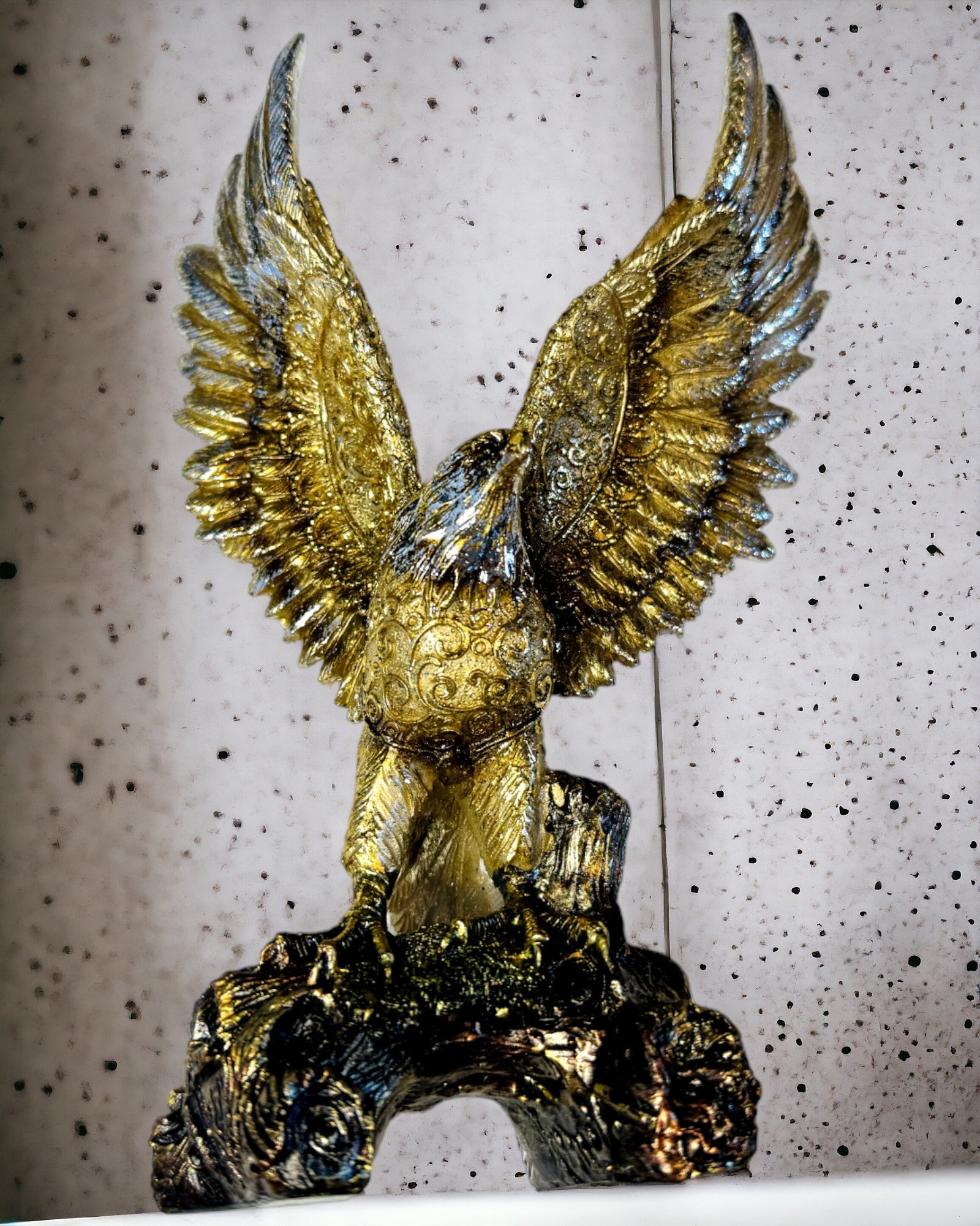 Statuet "Gouden Adelaar" met Personaliseringsoptie - Decoratie van Hars