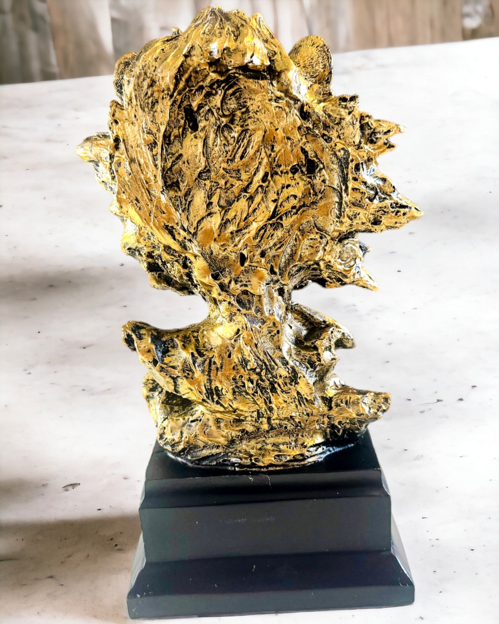 Koninklijke Leeuw - Majestueus Decoratief Beeld met Gravure-optie, 2 Kleuropties Beschikbaar, als Geschenk