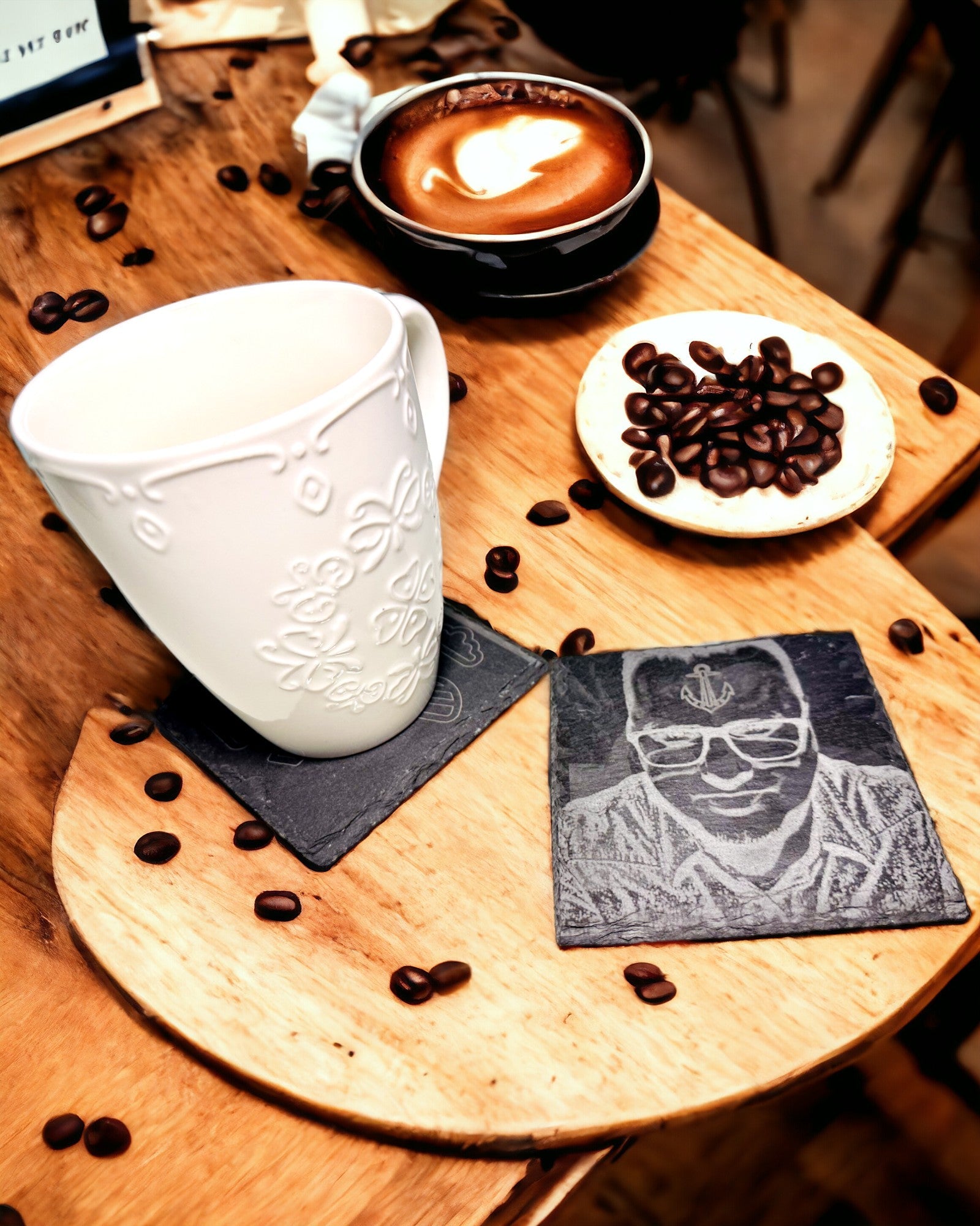 Onderzetter voor koffie, thee van Natuurlijke Steen met Gepersonaliseerde Gravure – Vierkant, cirkel, zeshoek, 10 cm