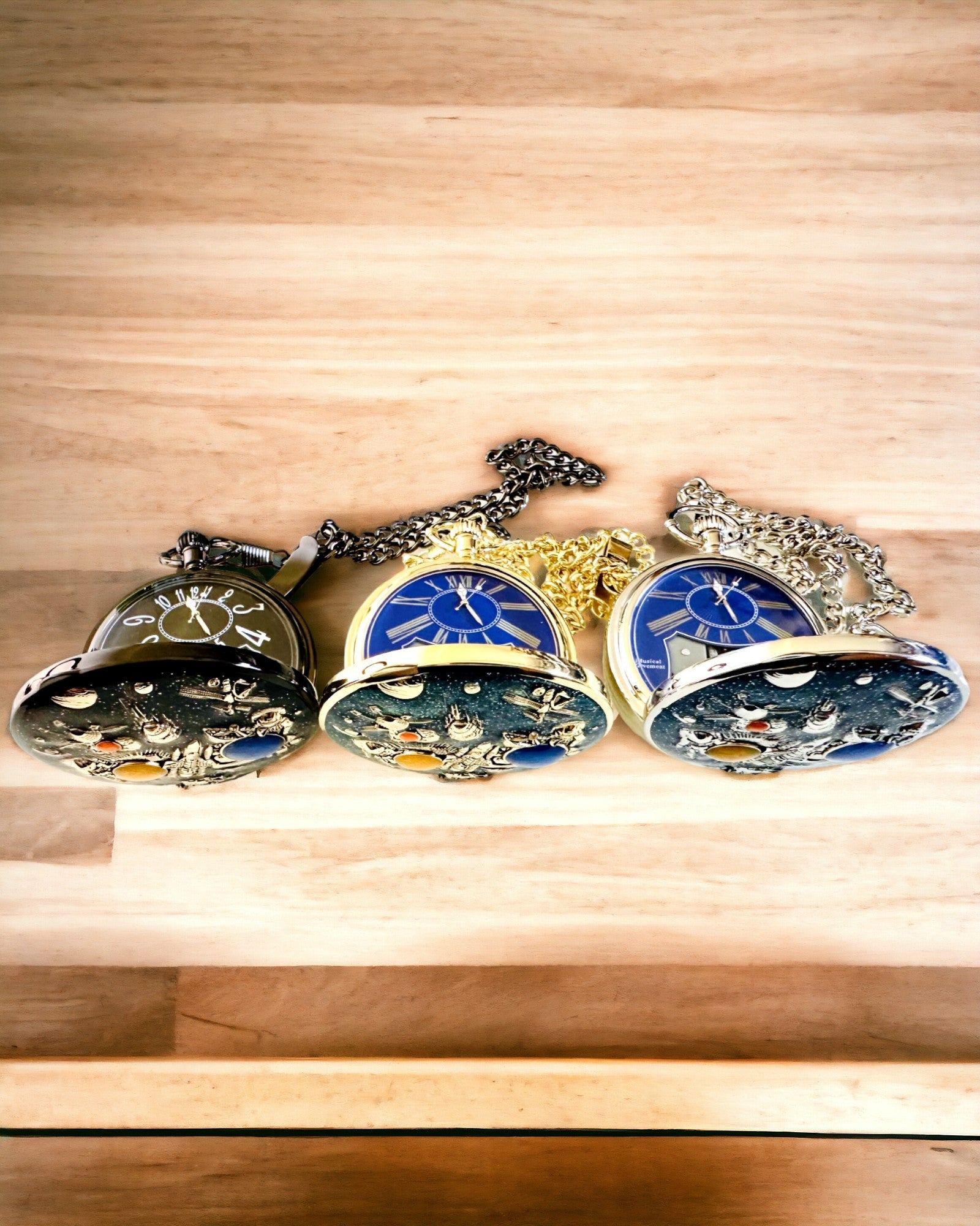 Zakhorloge "Astrum Temporis" - Gouden rand. Mogelijkheid tot personalisatie met gravure