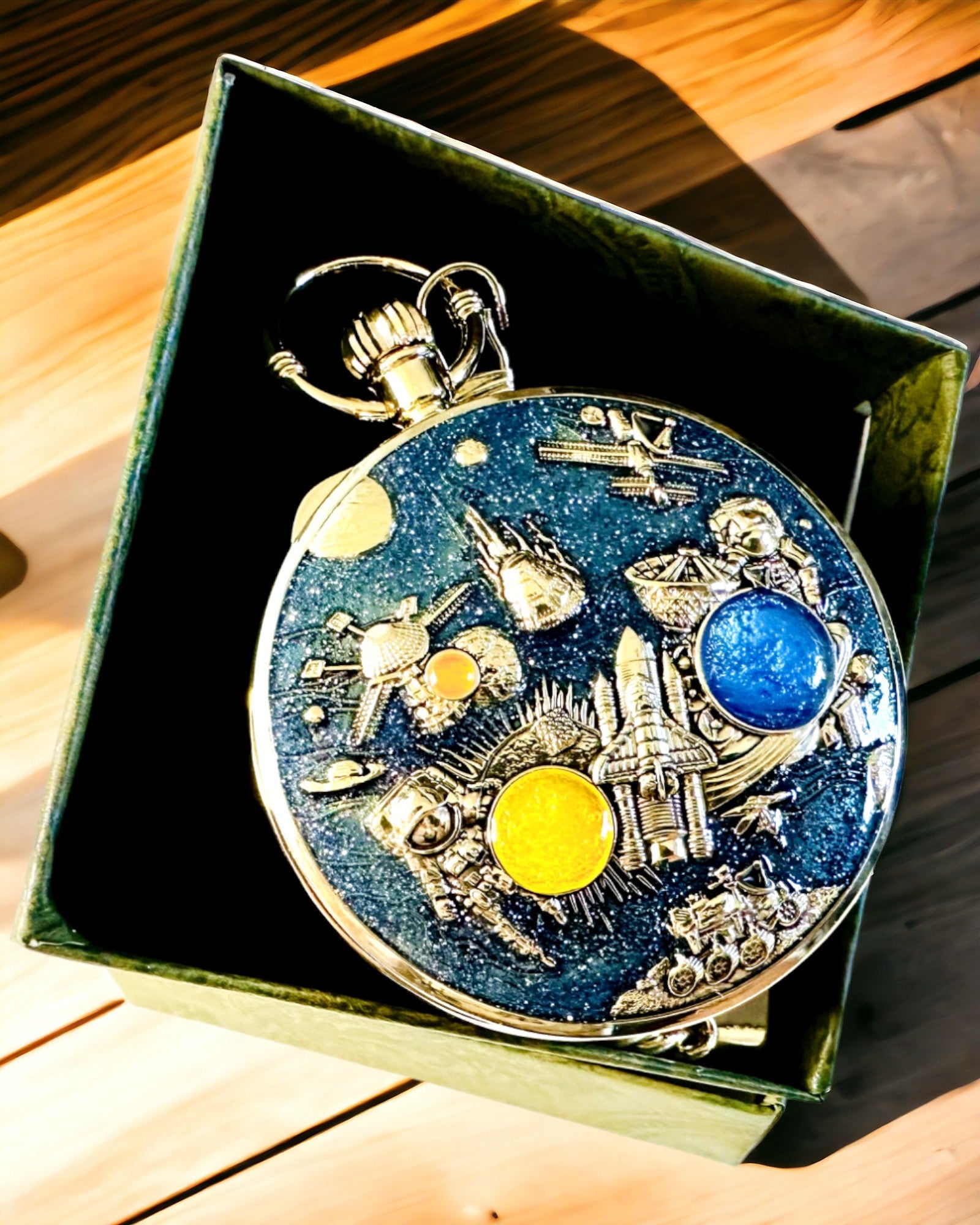 Zakhorloge "Astrum Temporis" - Gouden rand. Mogelijkheid tot personalisatie met gravure