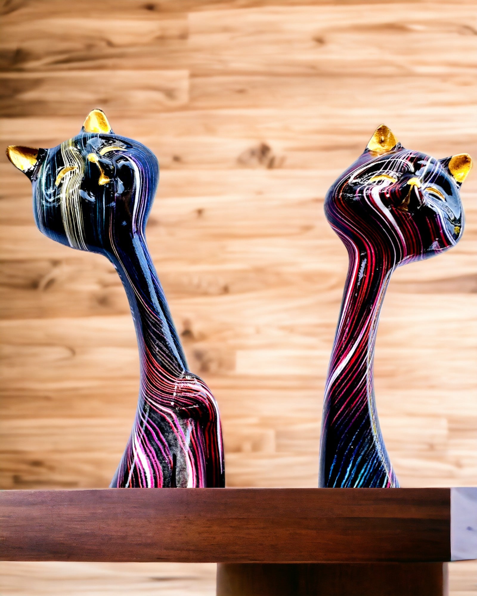 "Koci Eleganci" - Set Decoratieve Beelden van Hars met de mogelijkheid tot personalisatie met gravure