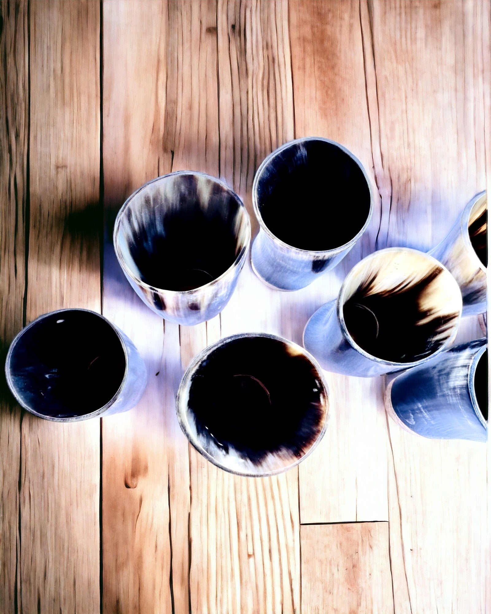 Handgemaakte Kleine Beker met Gravure Optie, Indiase Beker, personalisatiemogelijkheid als cadeau, gravure. Donkere kleur