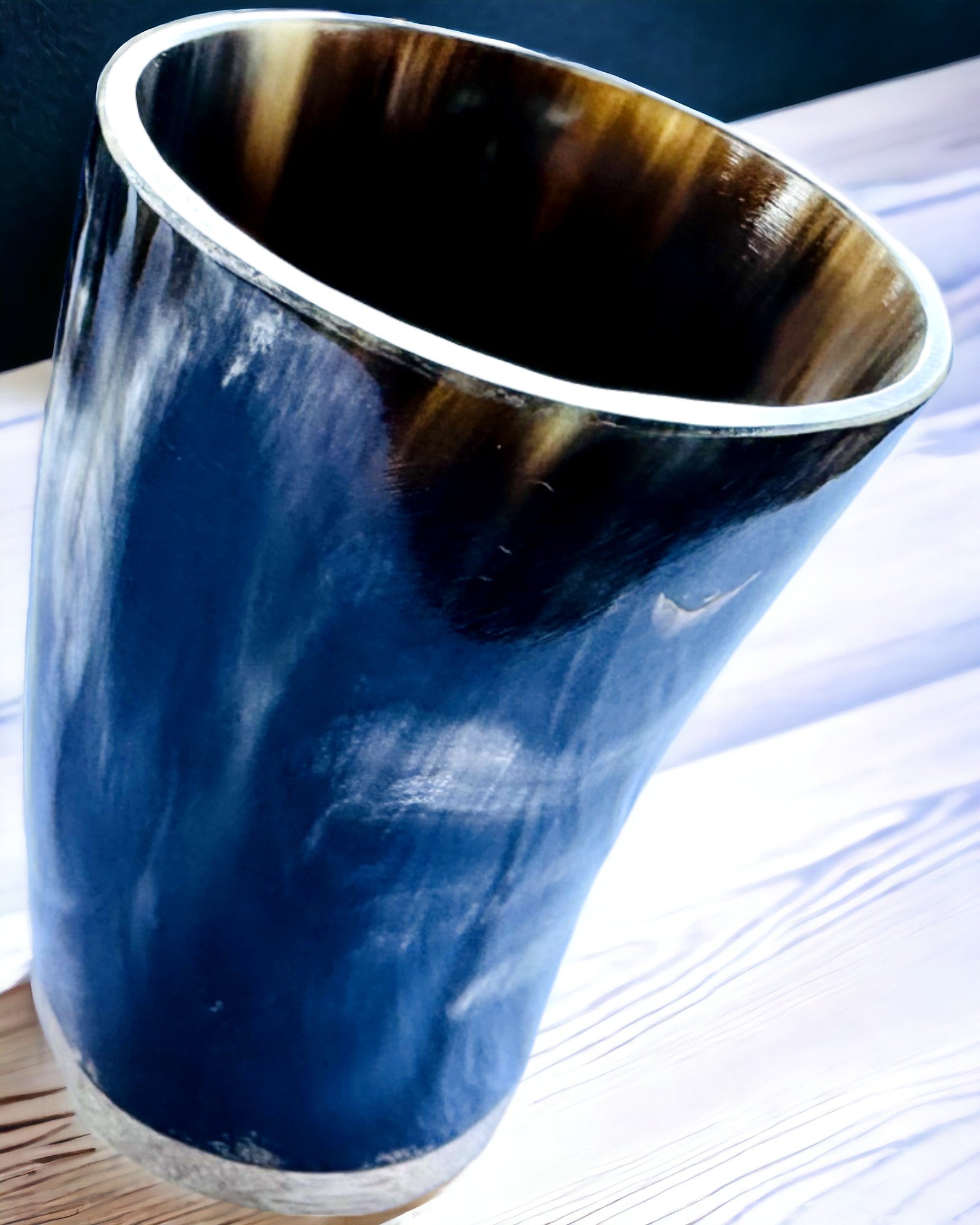 Handgemaakte Kleine Beker met Gravure Optie, Indiase Beker, personalisatiemogelijkheid als cadeau, gravure. Donkere kleur