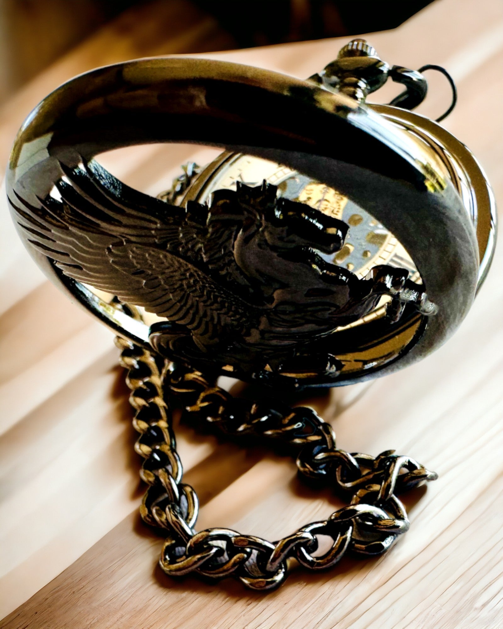 Zakhorloge "Equus Tempus" - Zwart met Paardenmotief, mogelijkheid tot personalisatie met gravure - witte wijzerplaat