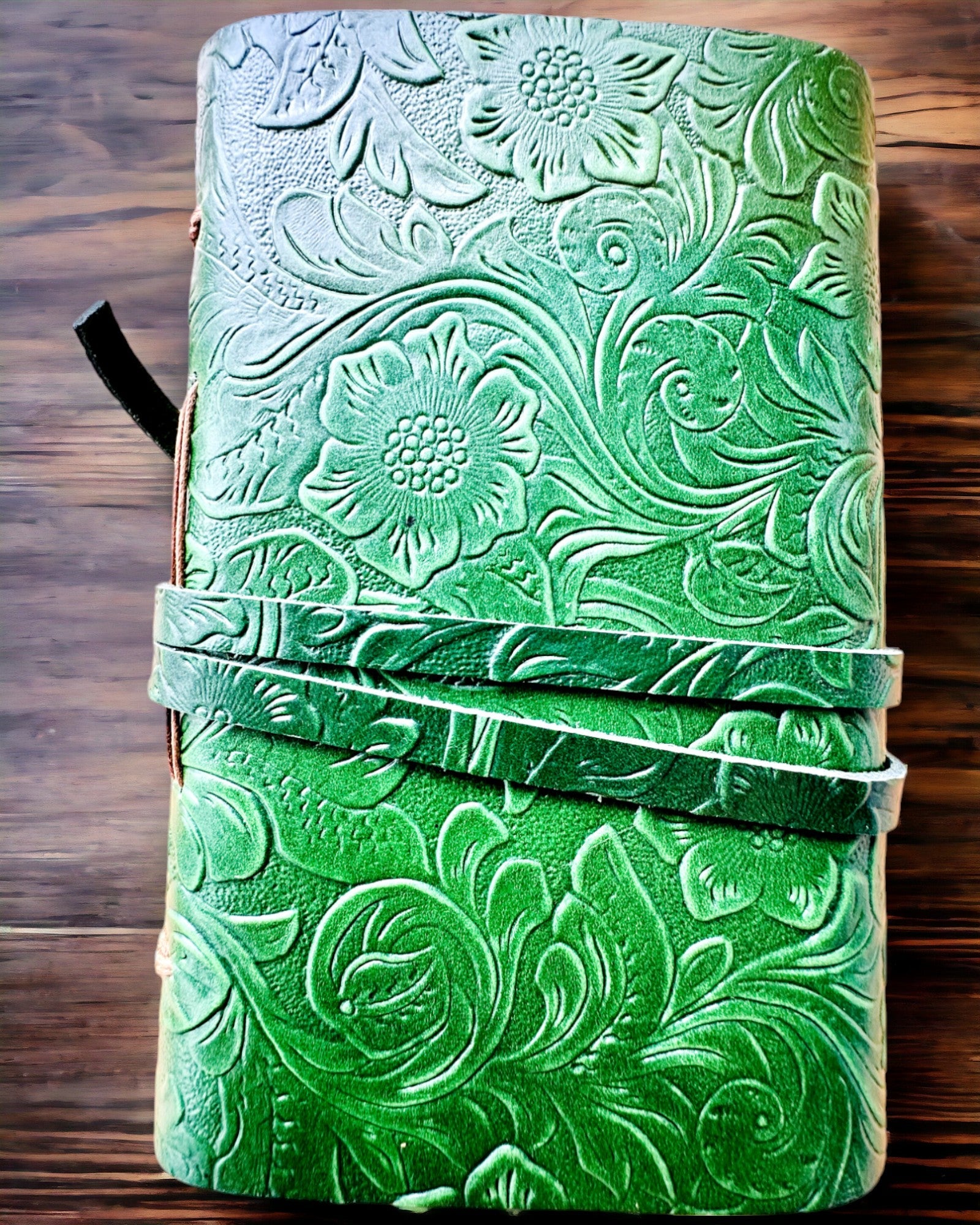 Premium Lederen Notitieboek "Natuurlijke Elegantie" - 200 pagina's, 120g, notitieboek, schetsboek, 2 kleuren beschikbaar, personalisatie met gravure