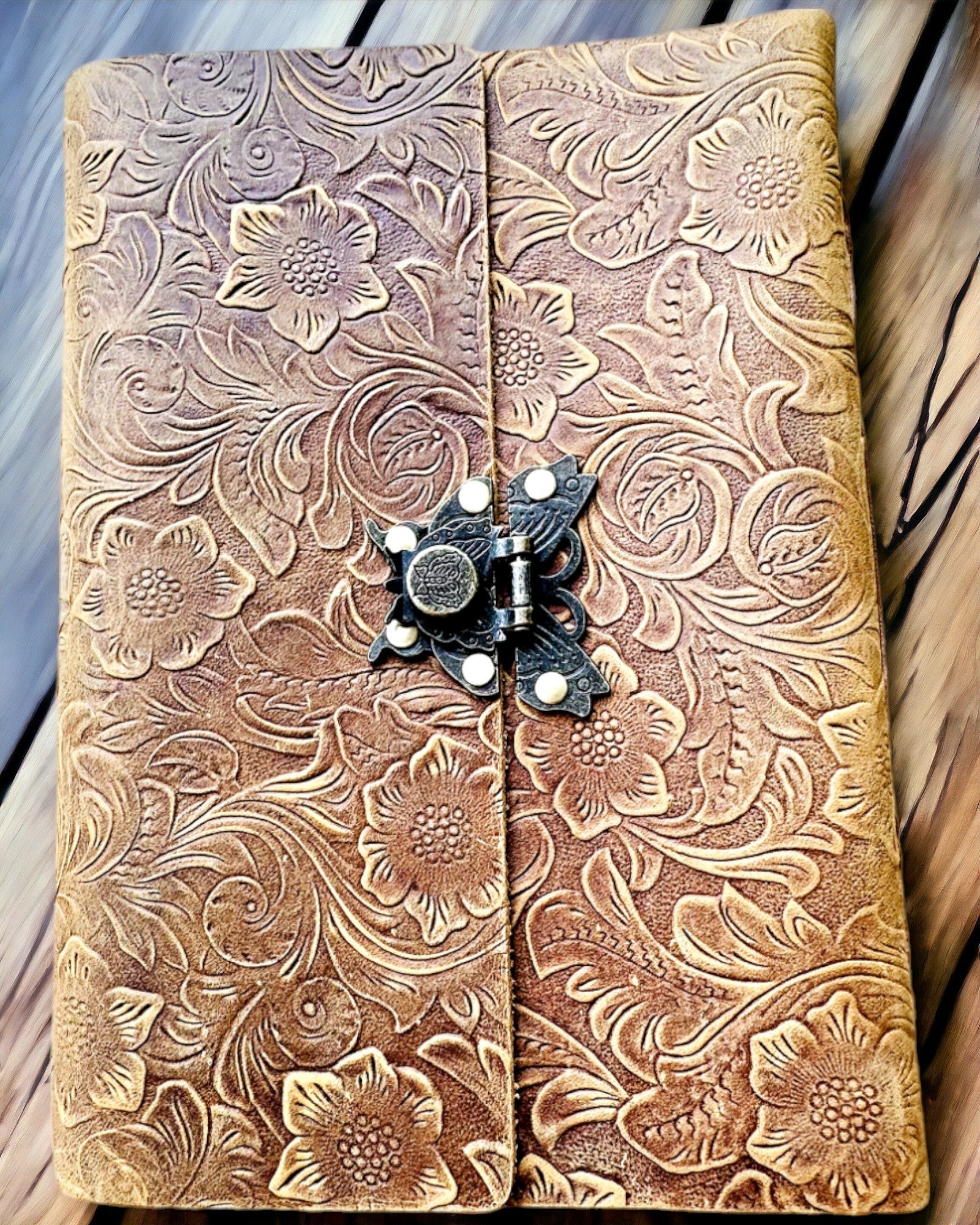 Luxe Retro Notitieboek met Leren Omslag - "Vintage Elegance", 480 pagina's, mogelijkheid tot personalisatie met gravure