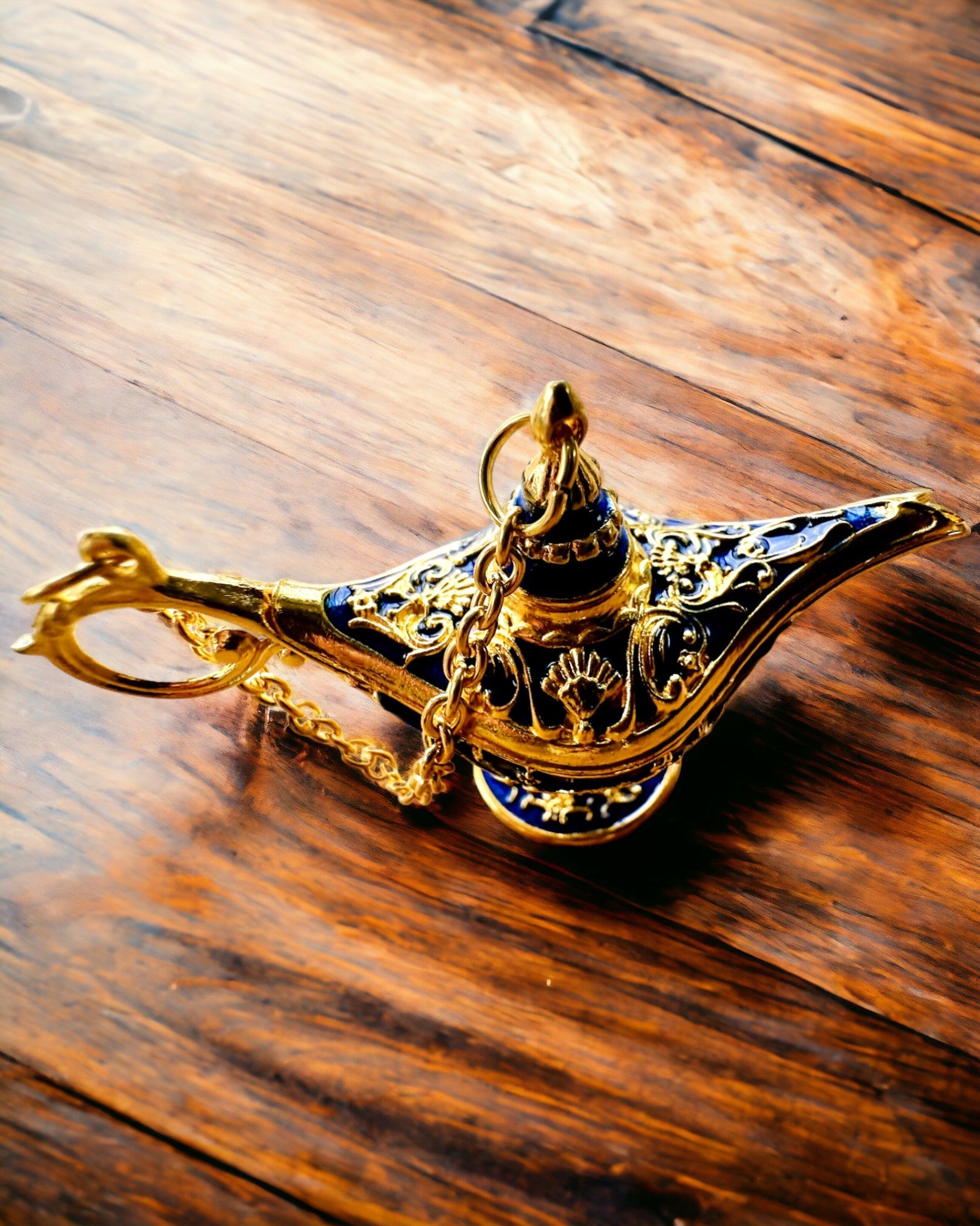 Kleine 4 cm Magische Lamp van Aladdin, sleutelhanger, 6 kleuropties - Betoverde Herinneringen, personalisatie met gravure