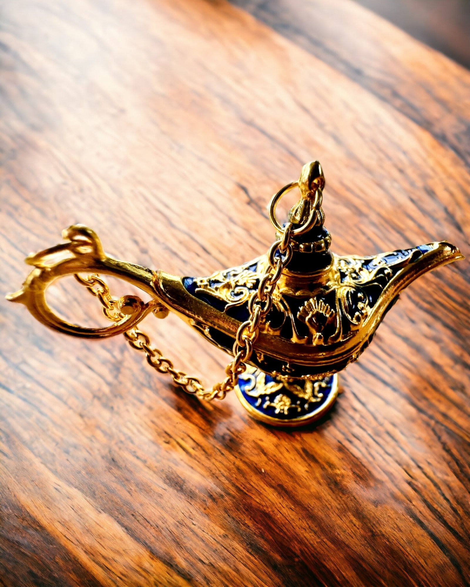 Kleine 4 cm Magische Lamp van Aladdin, sleutelhanger, 6 kleuropties - Betoverde Herinneringen, personalisatie met gravure