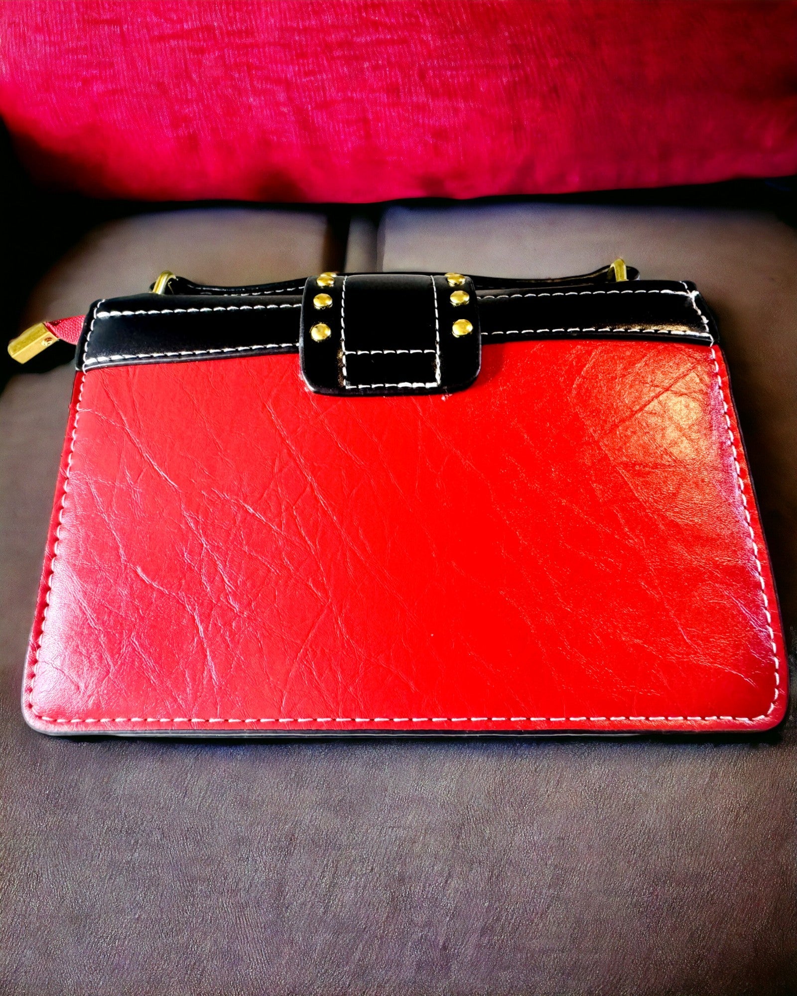 "Królewski Ryk" Vierkante Schoudertas met Leeuwenkop