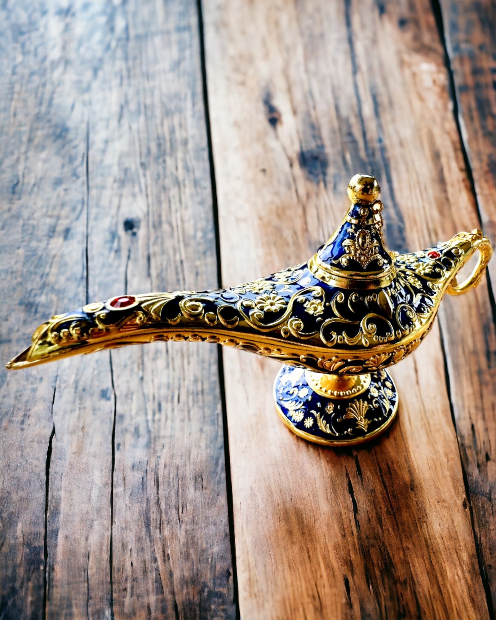 Magische Lamp van Aladdin met Graveeroptie - Donkerblauwe Variant, verweven met goud