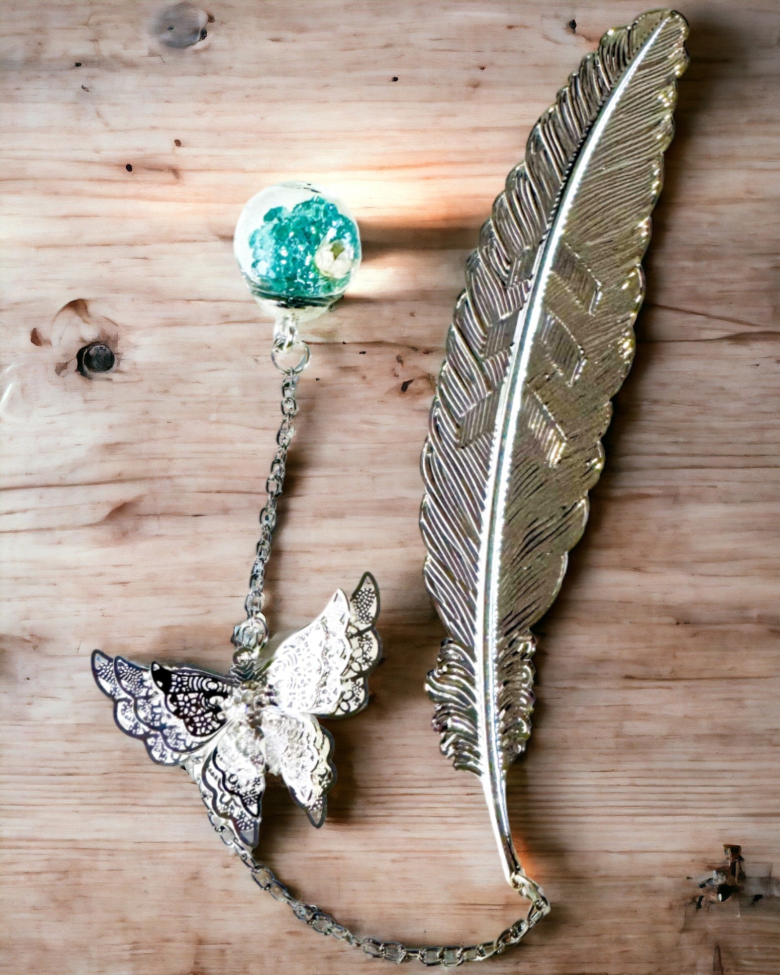 Creatieve Boekenlegger in Retro Stijl met Veer- en Vlindermotief – Elegant Promotiegeschenk, Kleur Zilver/Blauw