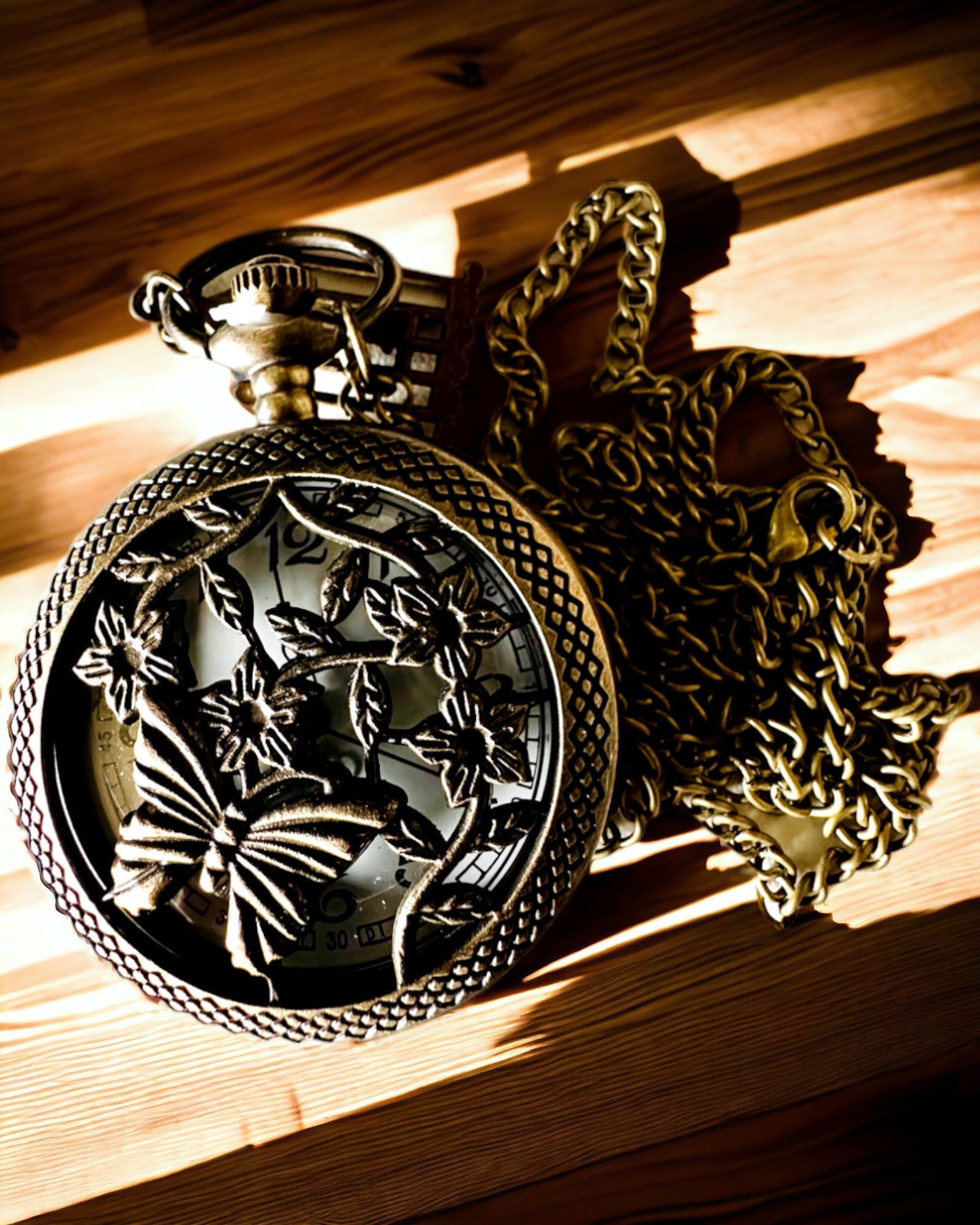 Zakhorloge "Vlinderelegantie" met de mogelijkheid voor personalisatie met gravure