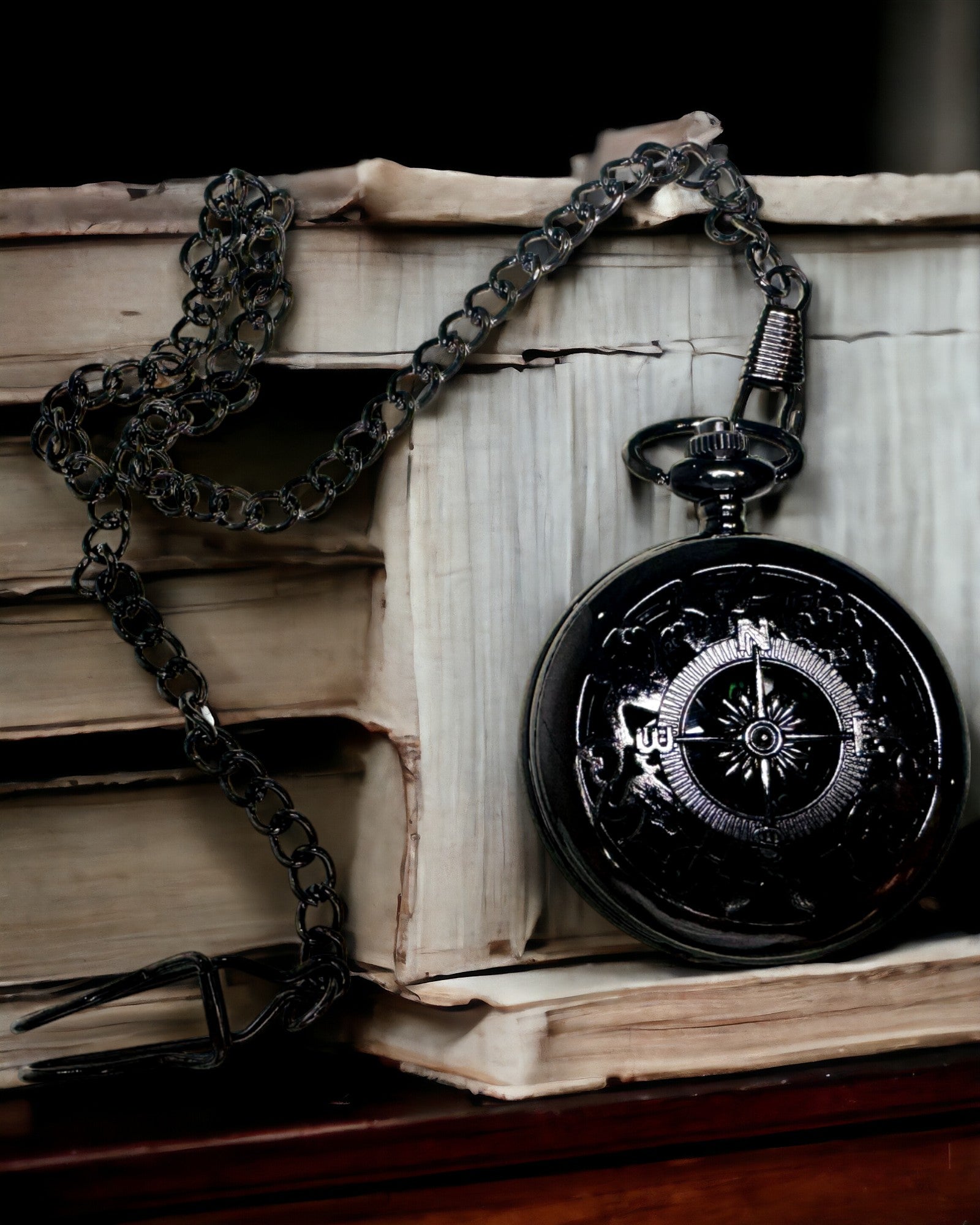 Kompas in zakhorloge-stijl "Navigator" - Kleur donker metaal