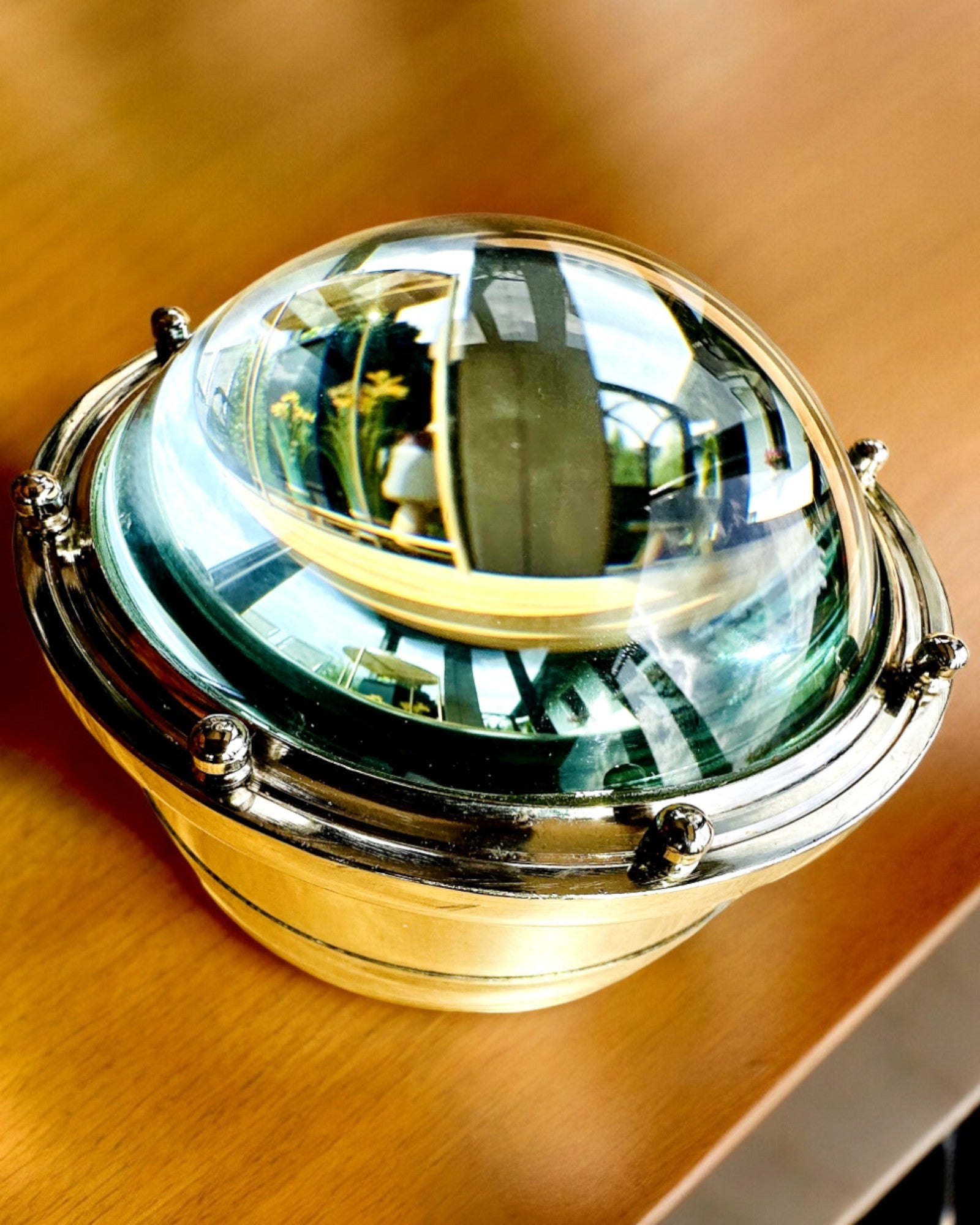 Bailey Compass Clock - Elegante Klok met Kompasmotief met Mogelijkheid tot Graveren