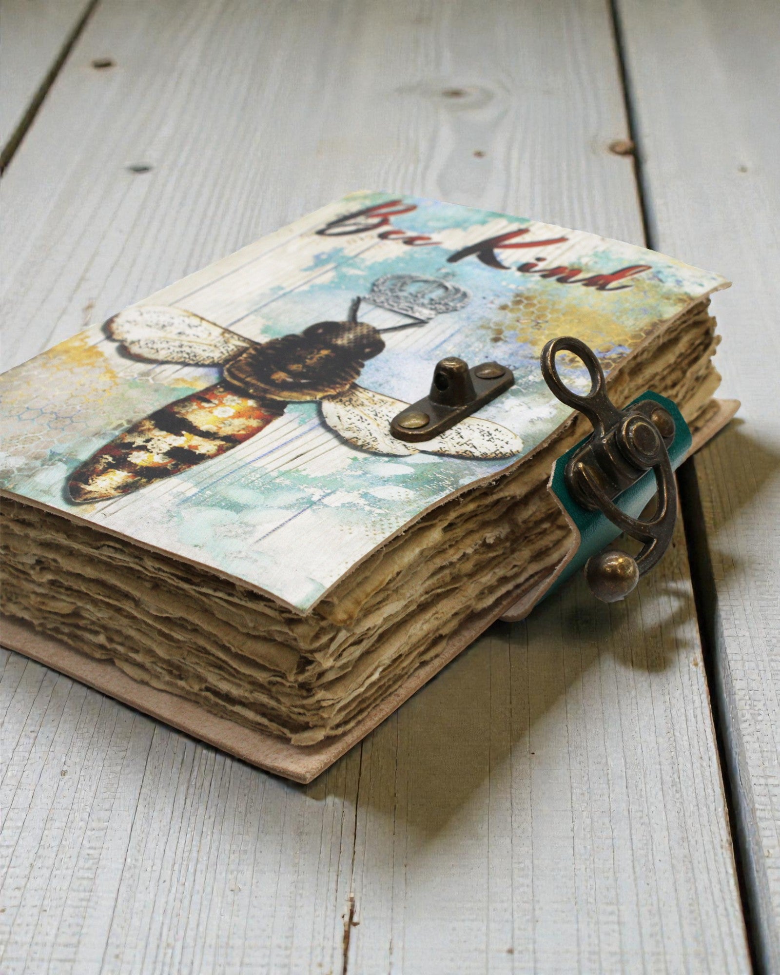 Leren notitieboek “Wees vriendelijk” met geschepte rand (17,8x12,7 cm)