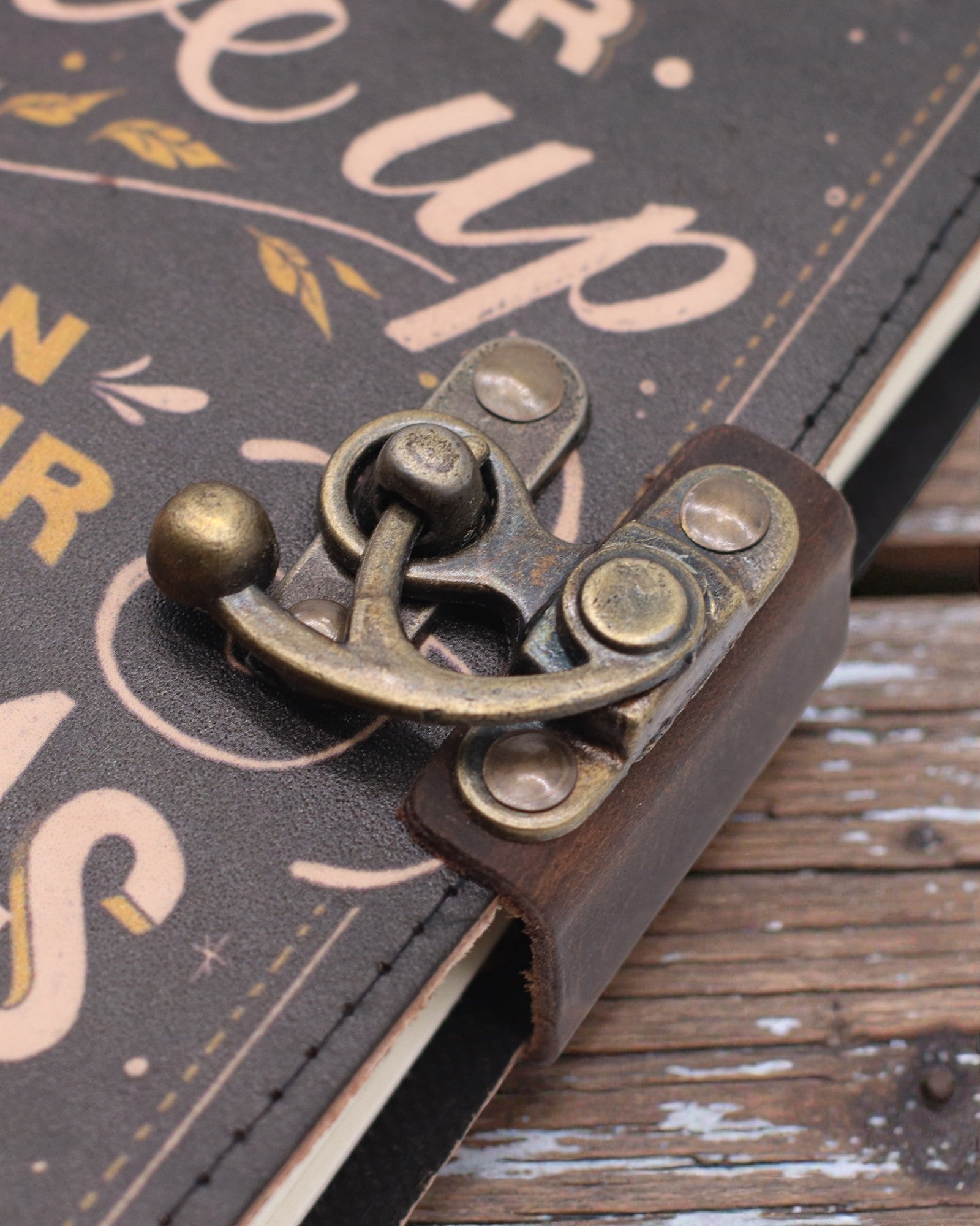 Leren bedrukt notitieboek – Geef je dromen nooit op - 17.8×12.7 cm