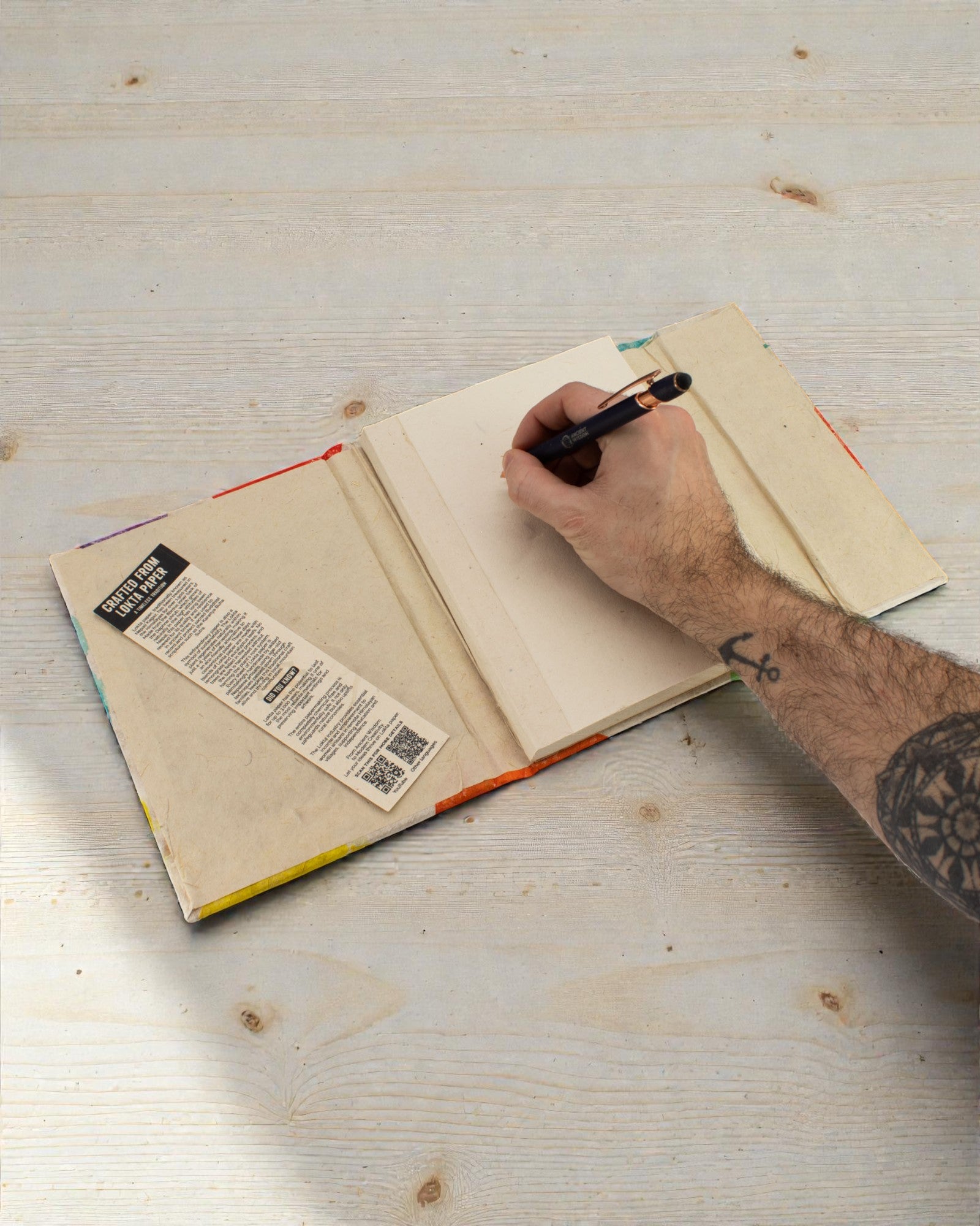 Groot Lokta Kleurrijke bladeren Groot (21x15cm) - 45 bladeren