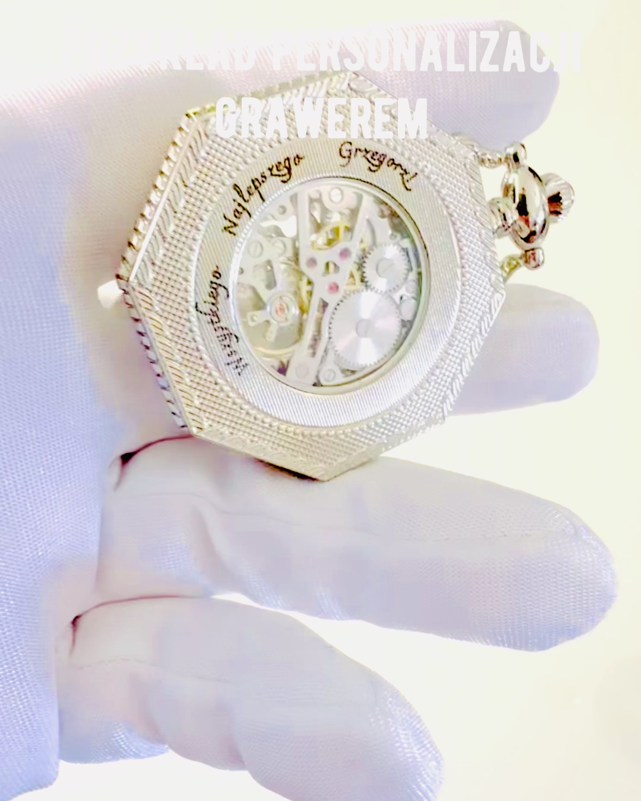 Klassieke zilverkleurige Achtkantige Mechanische Zakhorloge met Opengewerkte Wijzerplaat in Steampunk-stijl