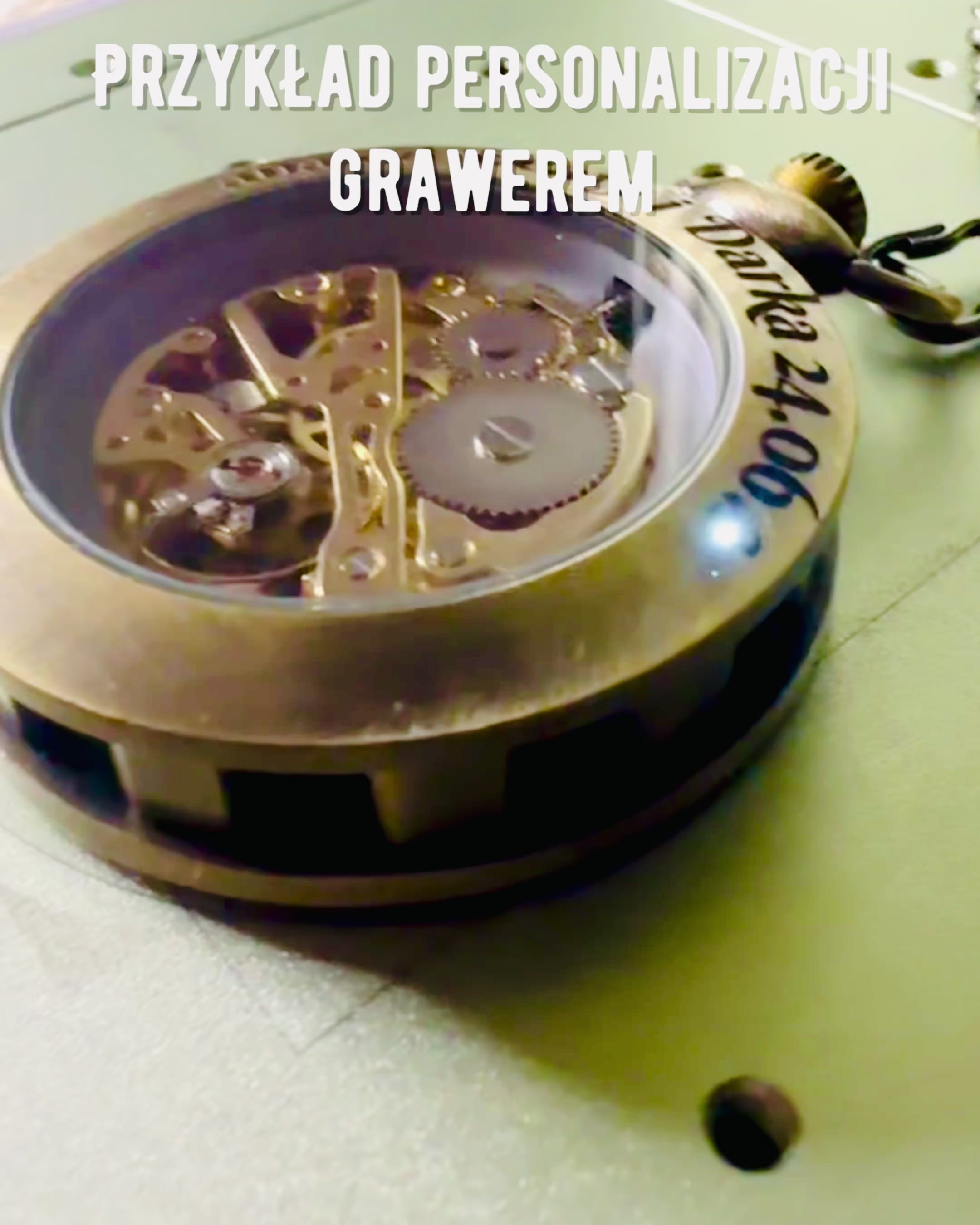 Retro zakhorloge – mechanisch, kleur gesatineerd goud, waterdicht, personalisatie met gravure
