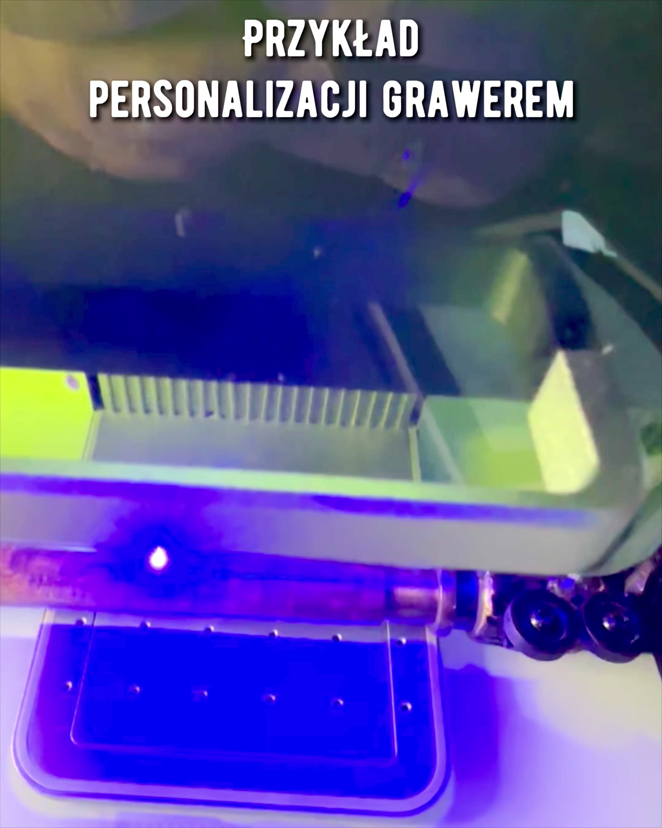 Laska Spacerowa 'Wolf' - Indiaas Mangohout met Gravure Optie, bruin met gouden versieringen
